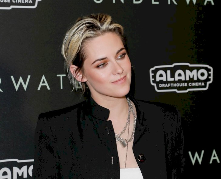 Kristen Stewart attending a fan screening of