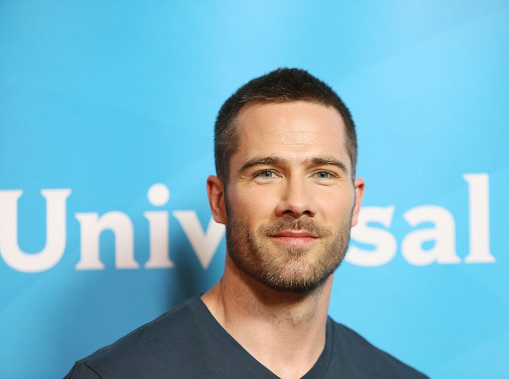 Luke Macfarlane arrives at the 2015 NBCUniversal Summer press day held at The Langham Huntington Hotel and Spa on April 2, 2015. | Photo: Getty Images