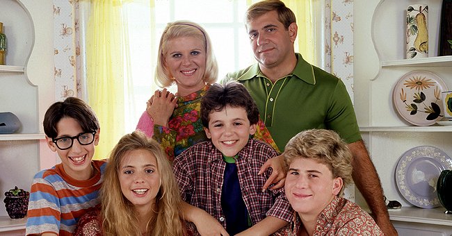 The Arnold family and other characters onset of "The Wonder Years." | Photo: Getty Images 