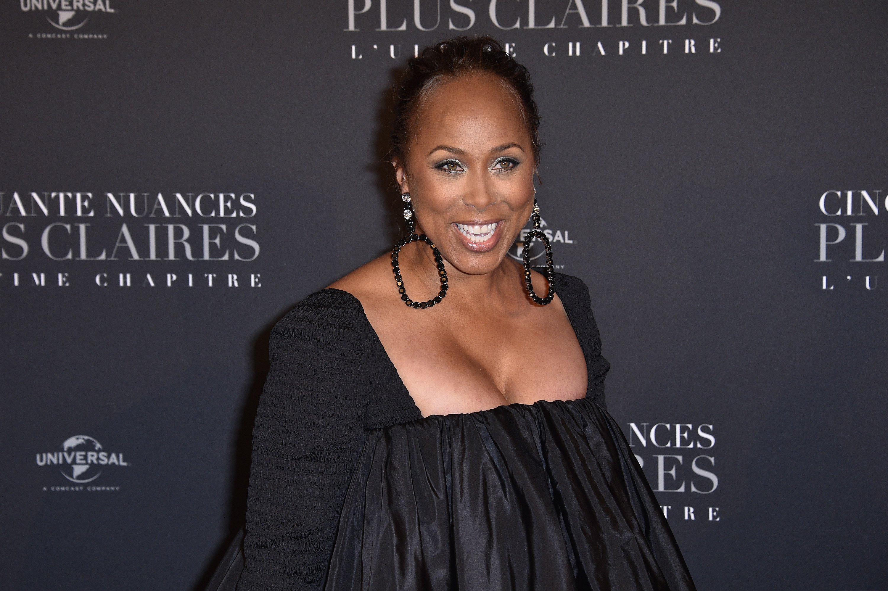 Marjorie Harvey poses at the Paris premiere of "Fifty Shades Freed - 50 Nuances Plus Clair" on February 6, 2018 in Paris, France. | Source: Getty Images