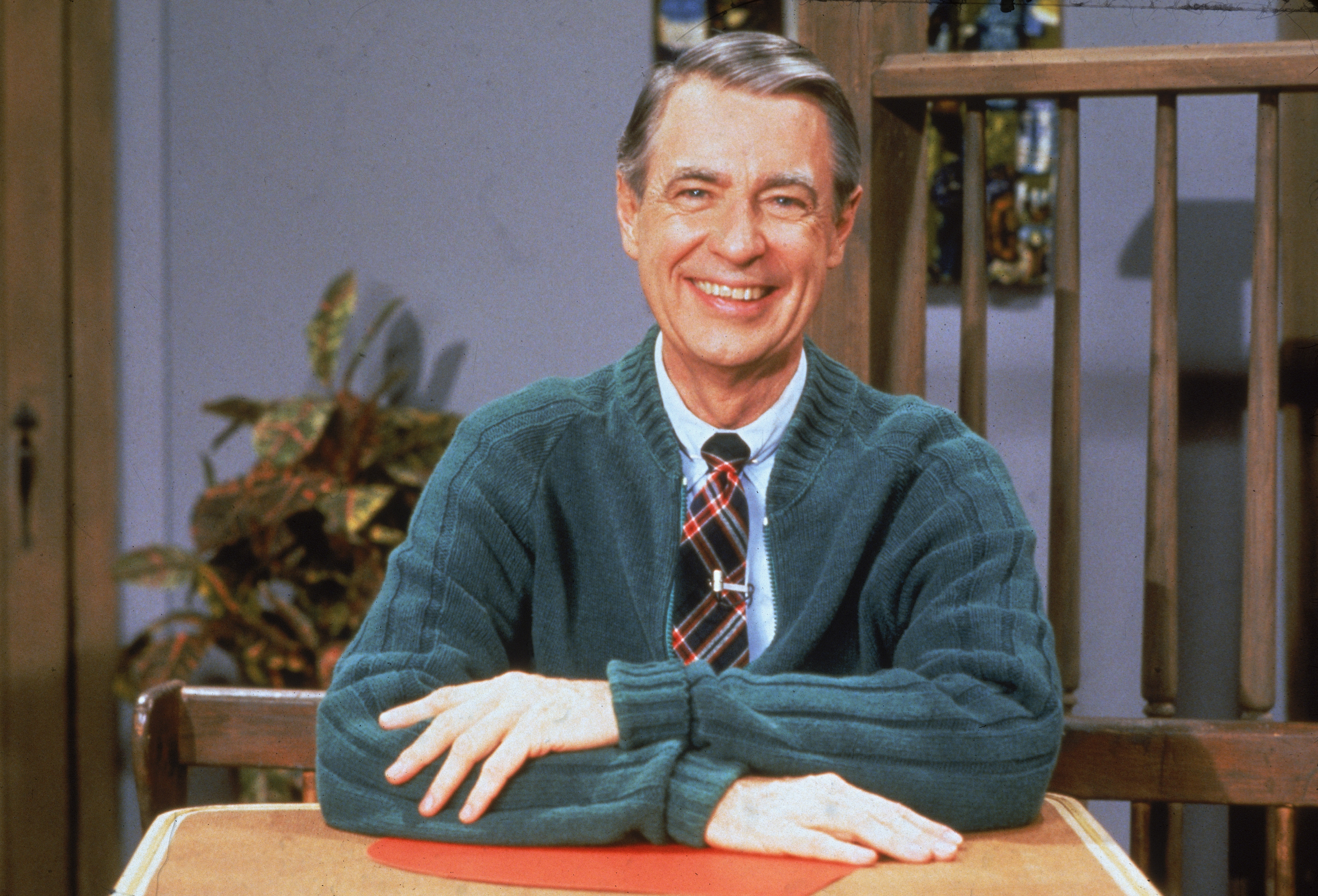 A portrait of Fred Rogers in 1980s. | Source: Getty Images