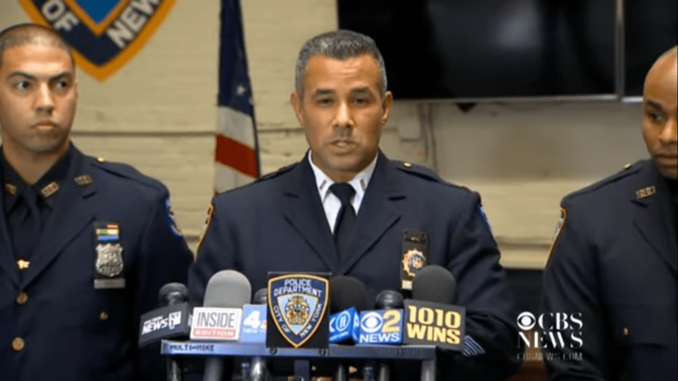 The three officers were honored by NYPD's Chief of Department for their kind gesture. | Photo: Youtube.com/CBS News