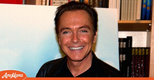 David Cassidy pictured promoting and signing copies of his latest CD, "Then And Now." | Photo: Getty Images