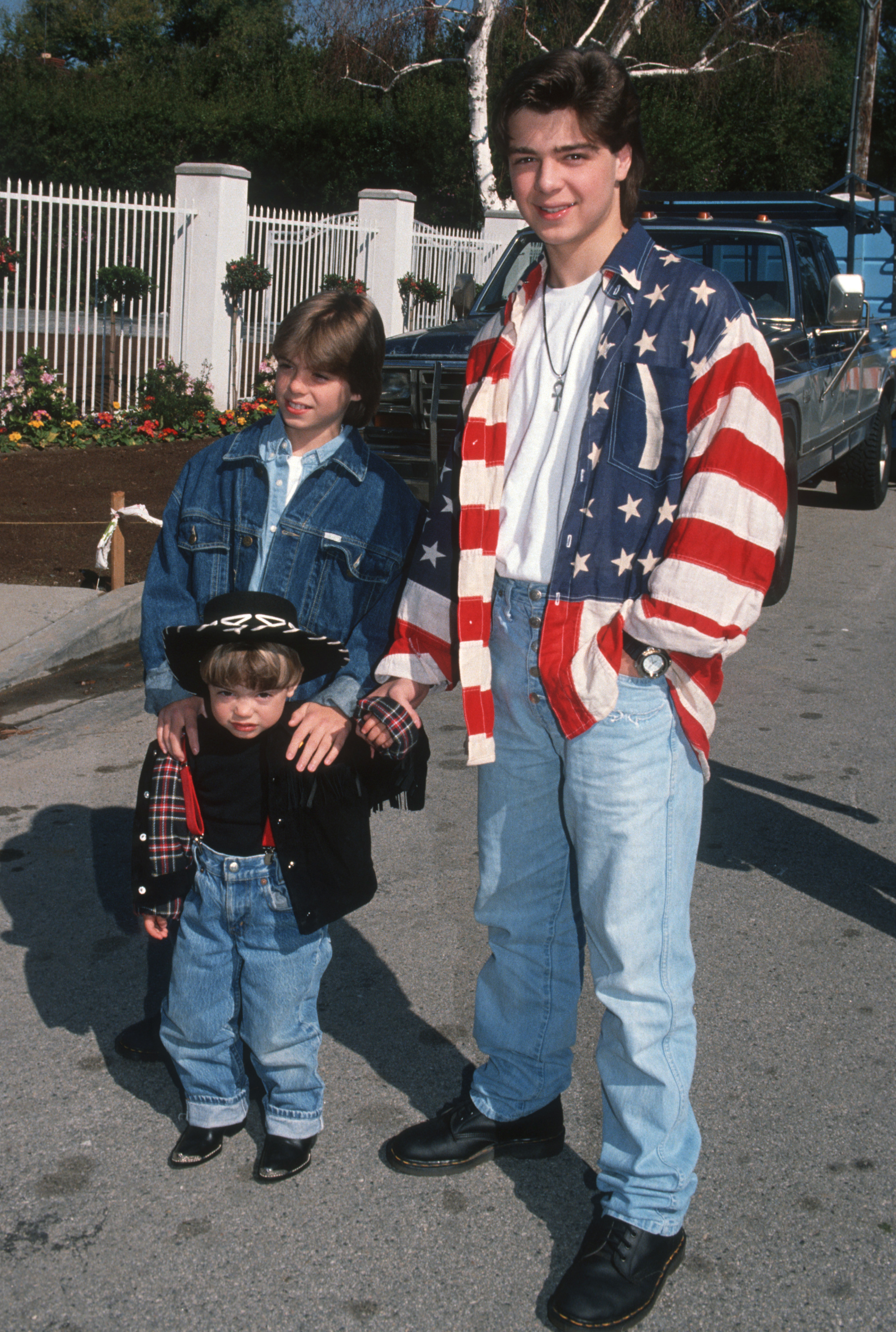 Matthew, Andrew, and Joey Lawrence at McLaren Children's Center's 10th Anniversary party on March 16, 1991 | Source: Getty Images