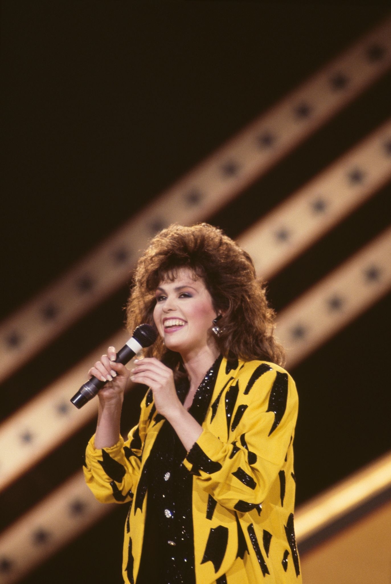 Marie Osmond, US singer and musician at the International Festival of Country Music, London April 1986. |Photo :Getty Images)