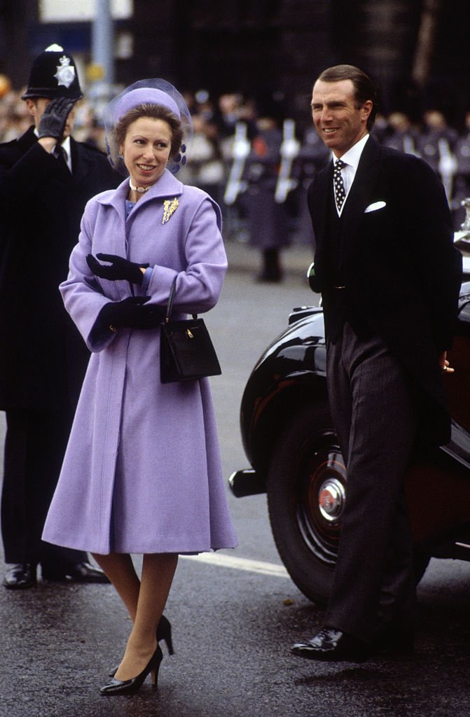 La princesa Anne y su exesposo Mark Phillips en Londres, en 1982. | Foto: Getty Images