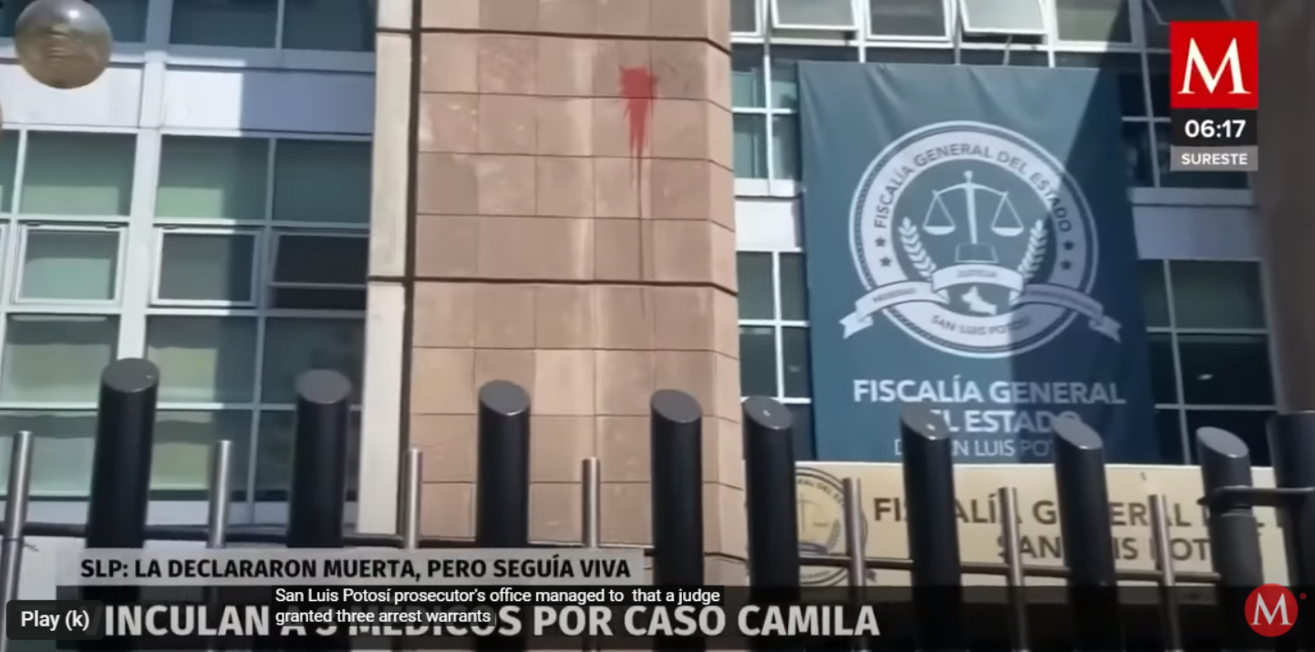 The Attorney General's Office of San Luis Potosí that is investigating Camila Peralta's death in a news insert on October 12, 2022 | Source: YouTube/MILENIO
