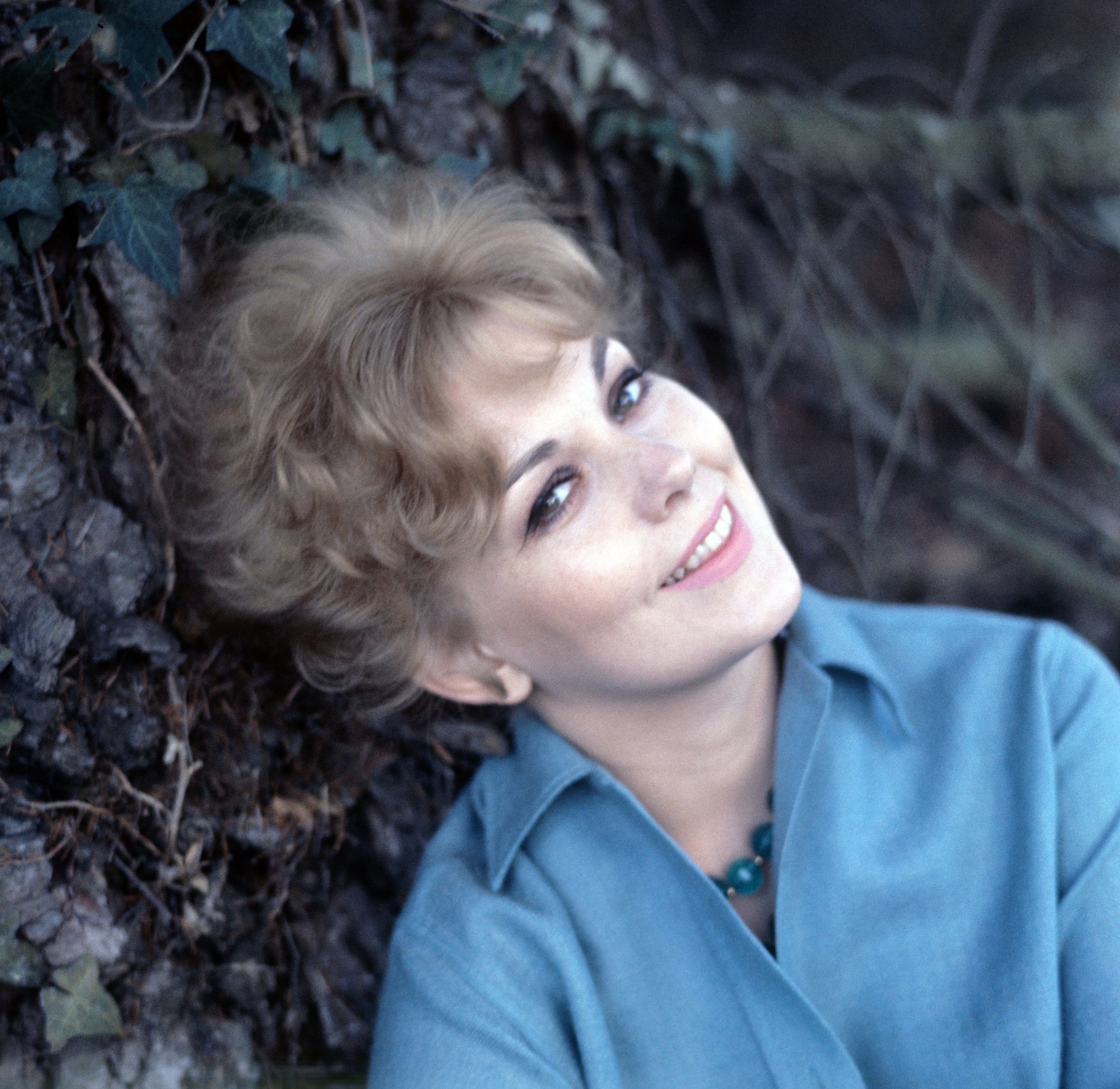 Actress Kim Novak posing during a photoshoot on January 1, 1950 ┃Source: Getty Images