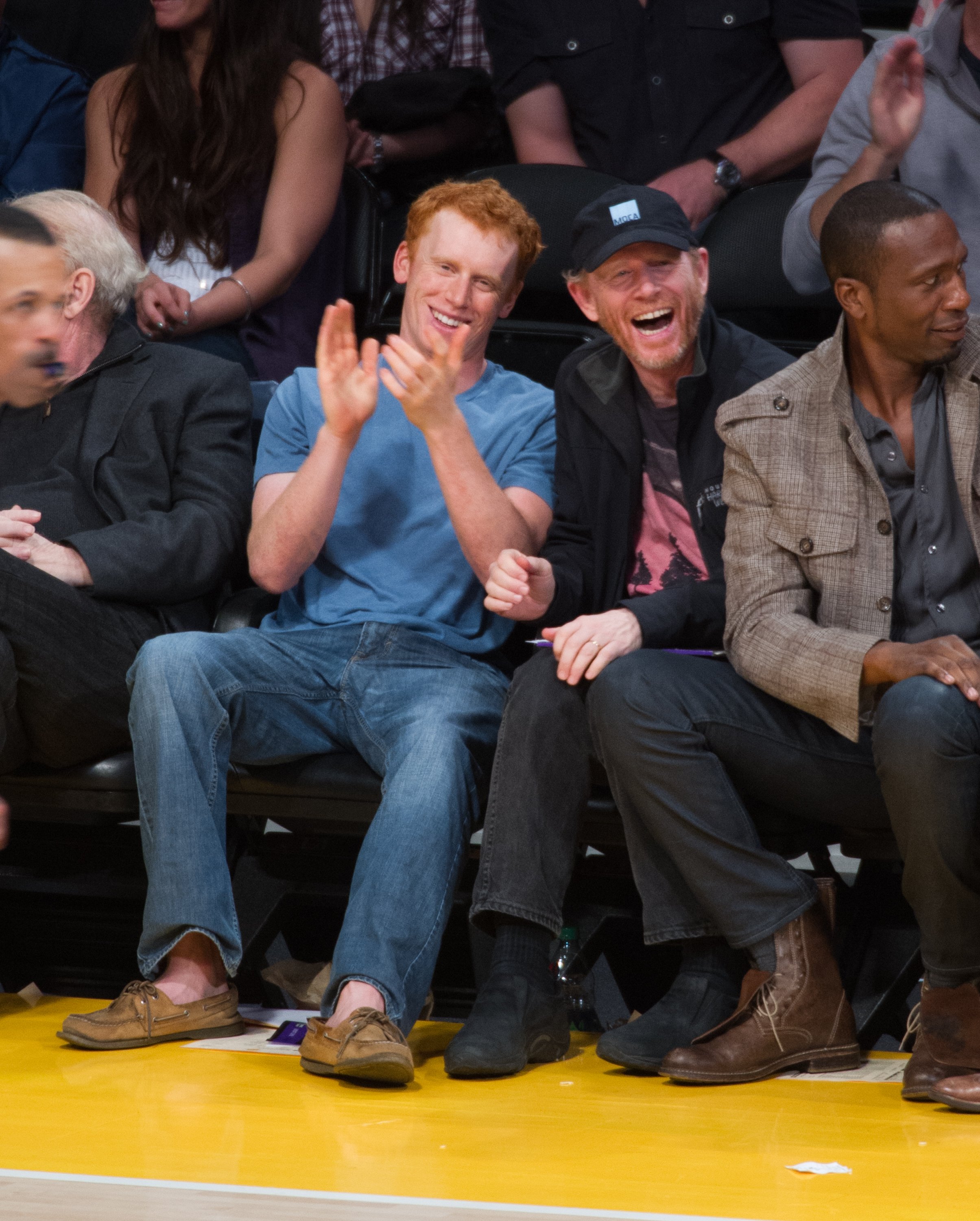 Reed Cross Howard and Ron Howard at the basketball game between the Atlanta Hawks and Los Angeles Lakers on March 3, 2013 | Source: Getty Images