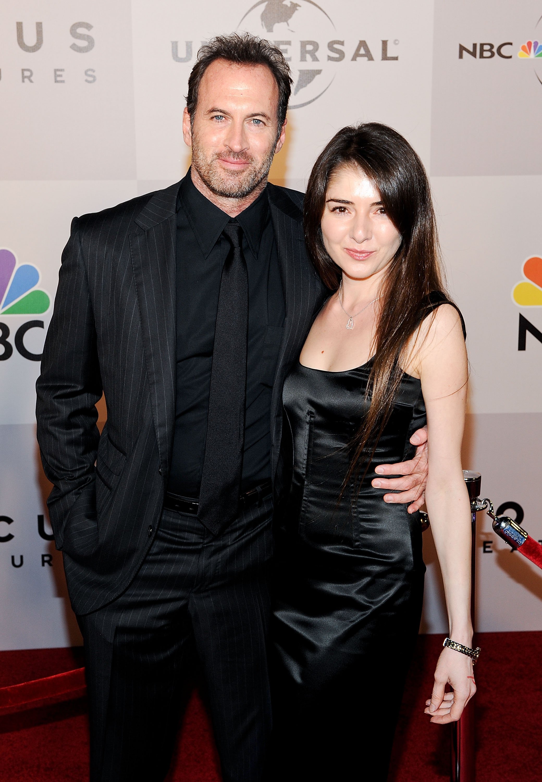 Actor Scott Patterson and actress Kristine Saryan attend NBC Universal's 68th Annual Golden Globes After Party at Hotel on January 16, 2011, in Beverly Hills, California. | Source: Getty Images