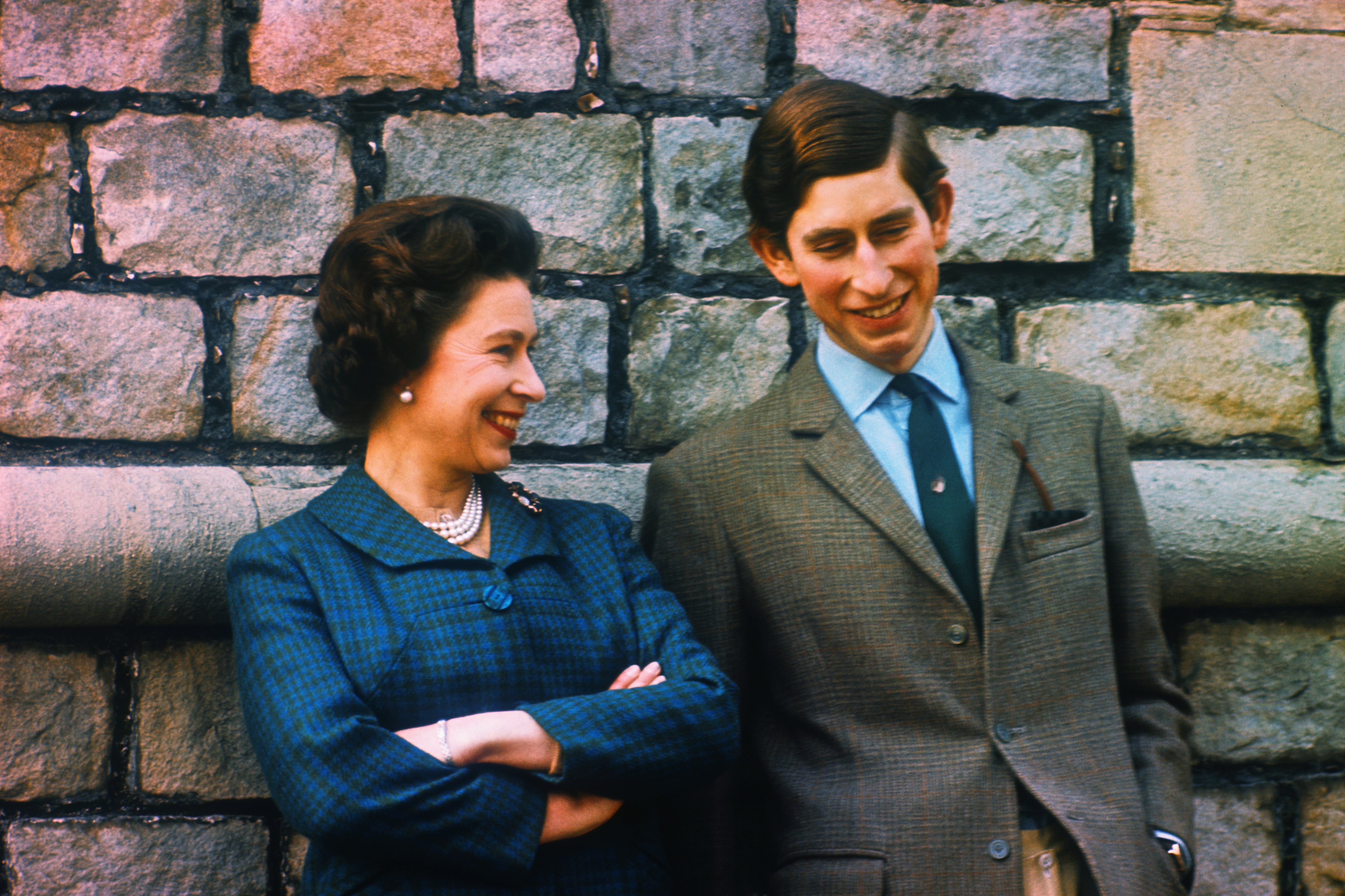 Prince Charles and Queen Elizabeth at their Windsor home in 1969 | Source: Getty Images