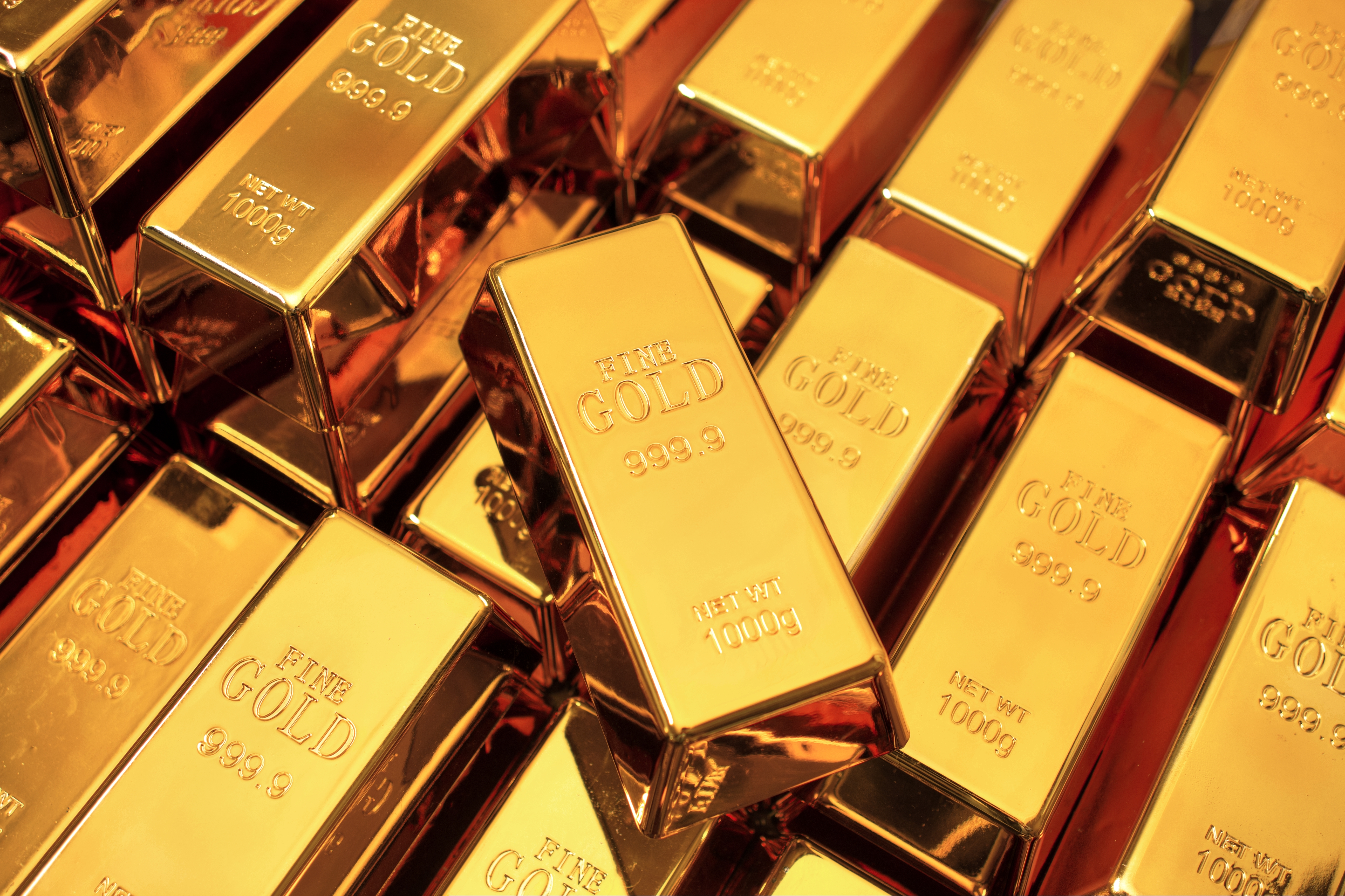 Many Gold bars. | Source: Shutterstock