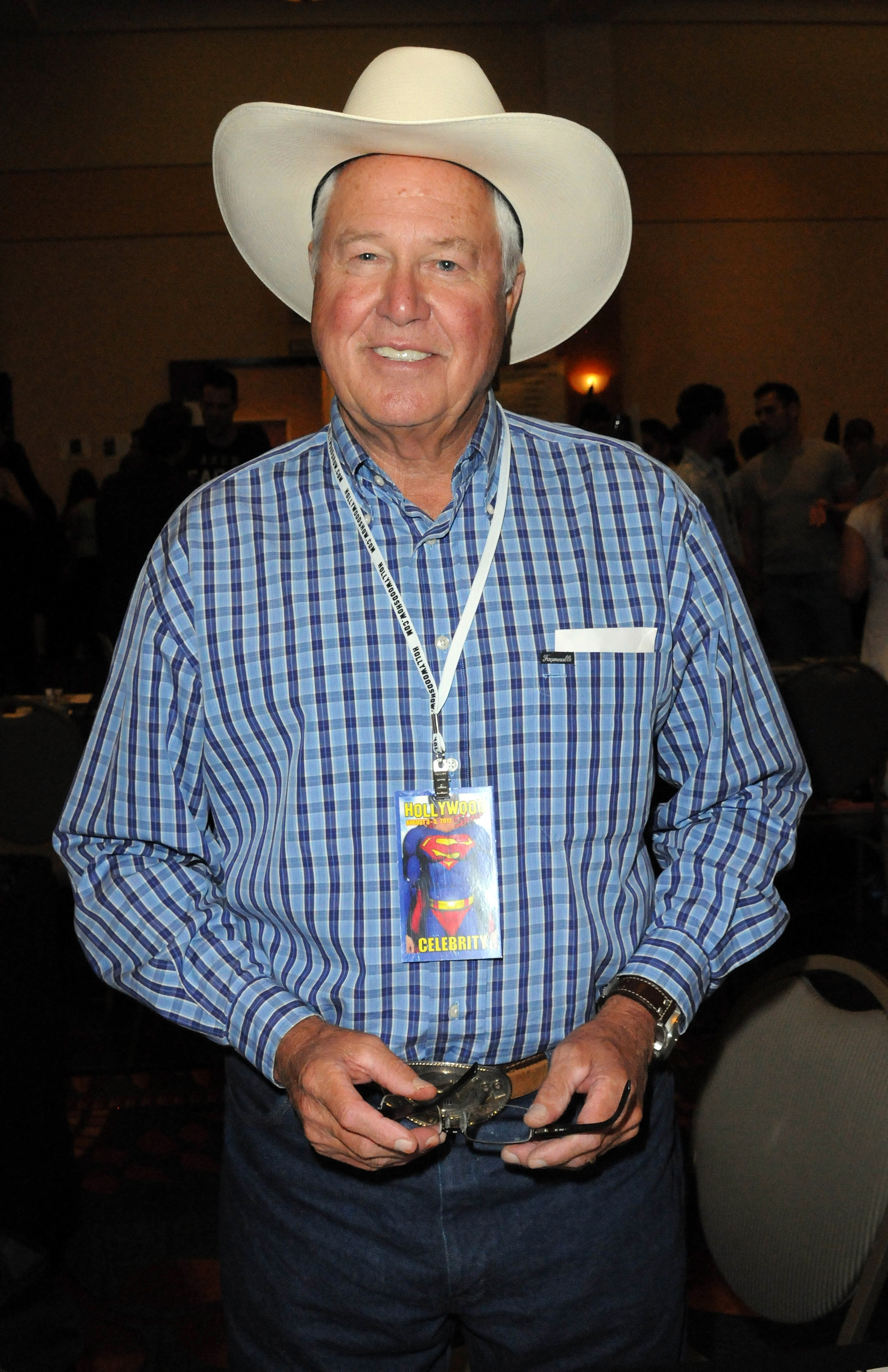 Steve Kanaly at The Hollywood Show on August 5, 2012, in Burbank, California. | Source: Getty Images