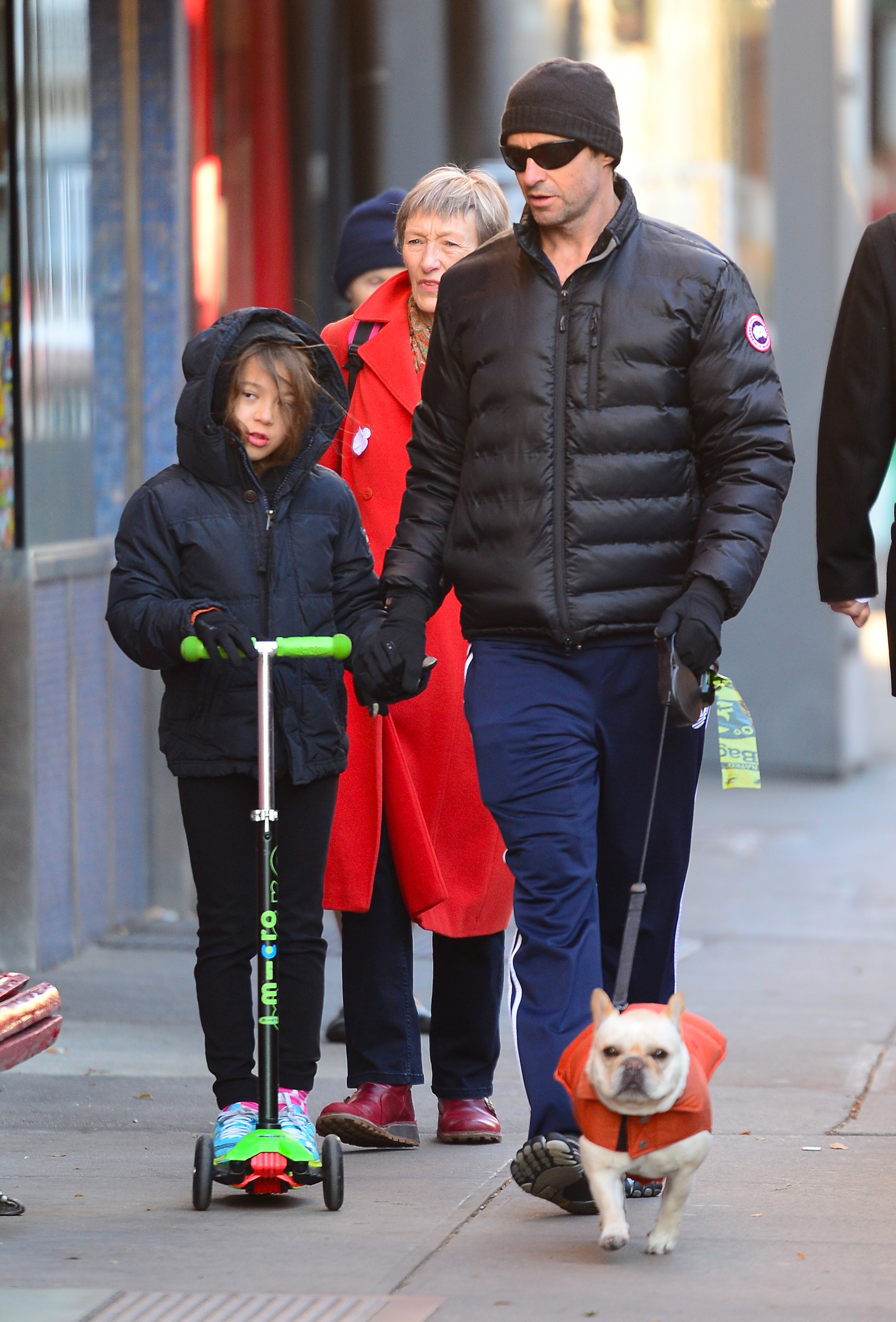 Hugh Jackman and Ava Jackman in New York City on November 13, 2013 | Source: Getty Images