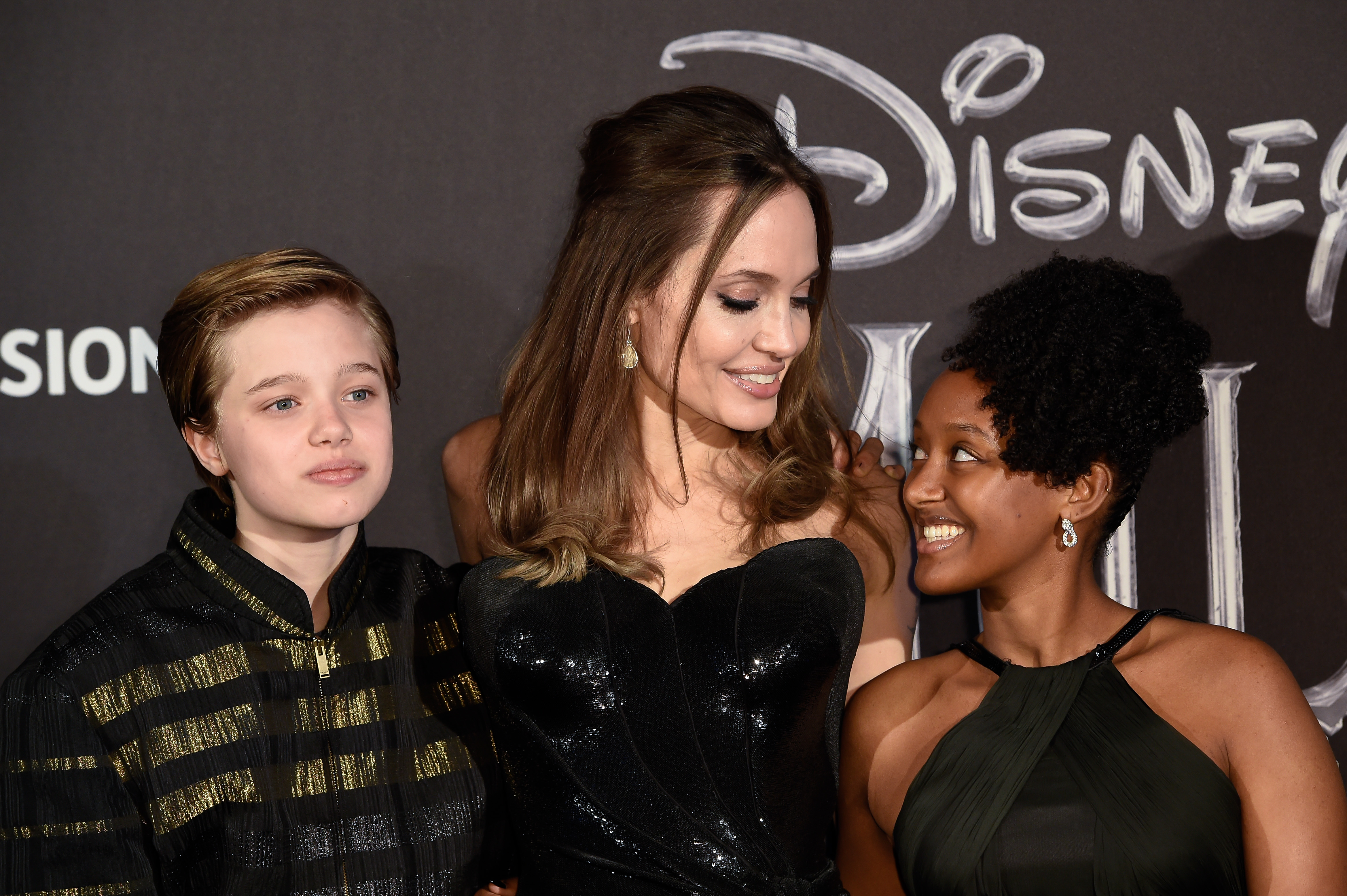 Angelina Jolie with her kids Shiloh and Zahara in California in 2019 | Source: Getty Images