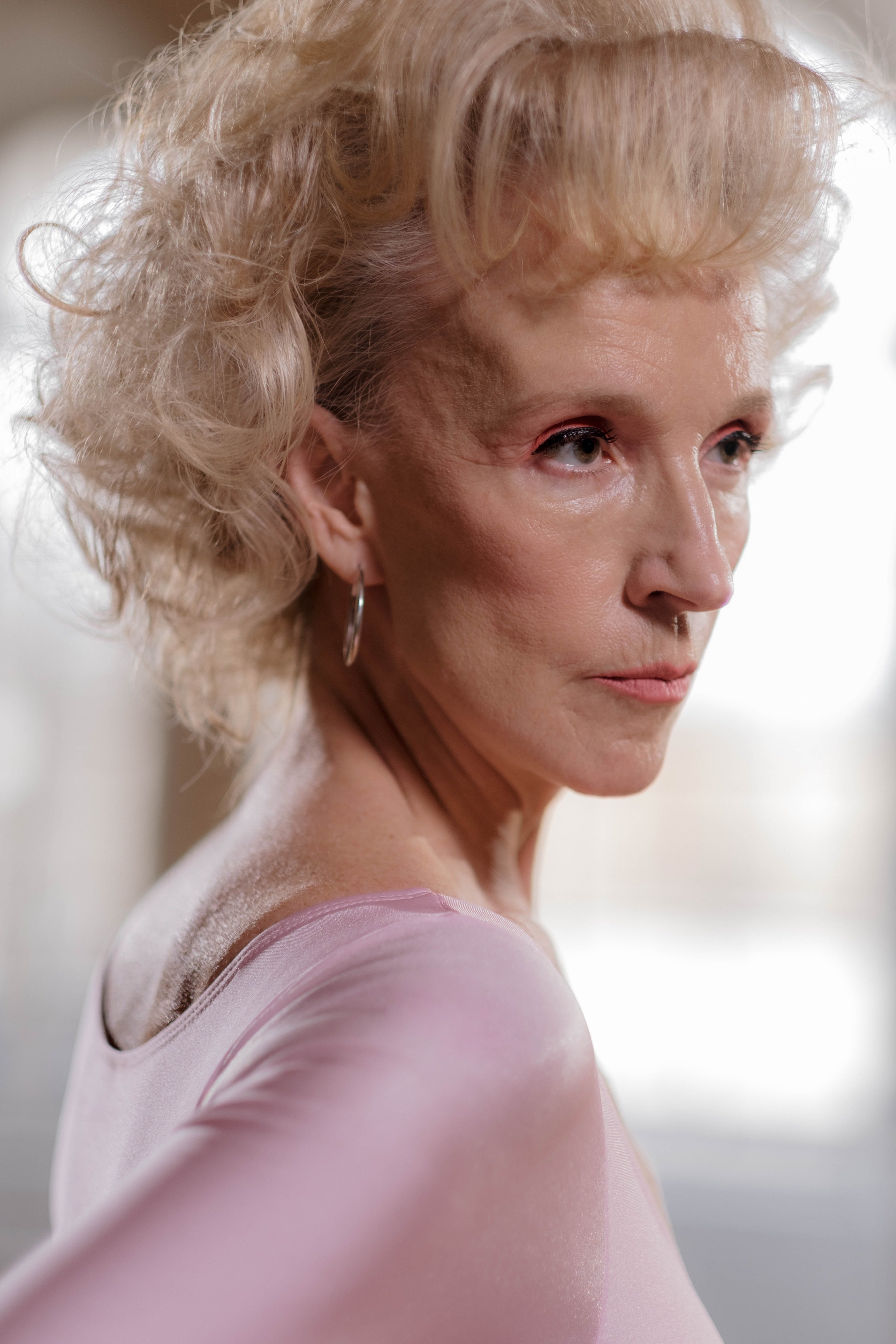 Nancy was against Brian and Alana's relationship. | Source: Pexels