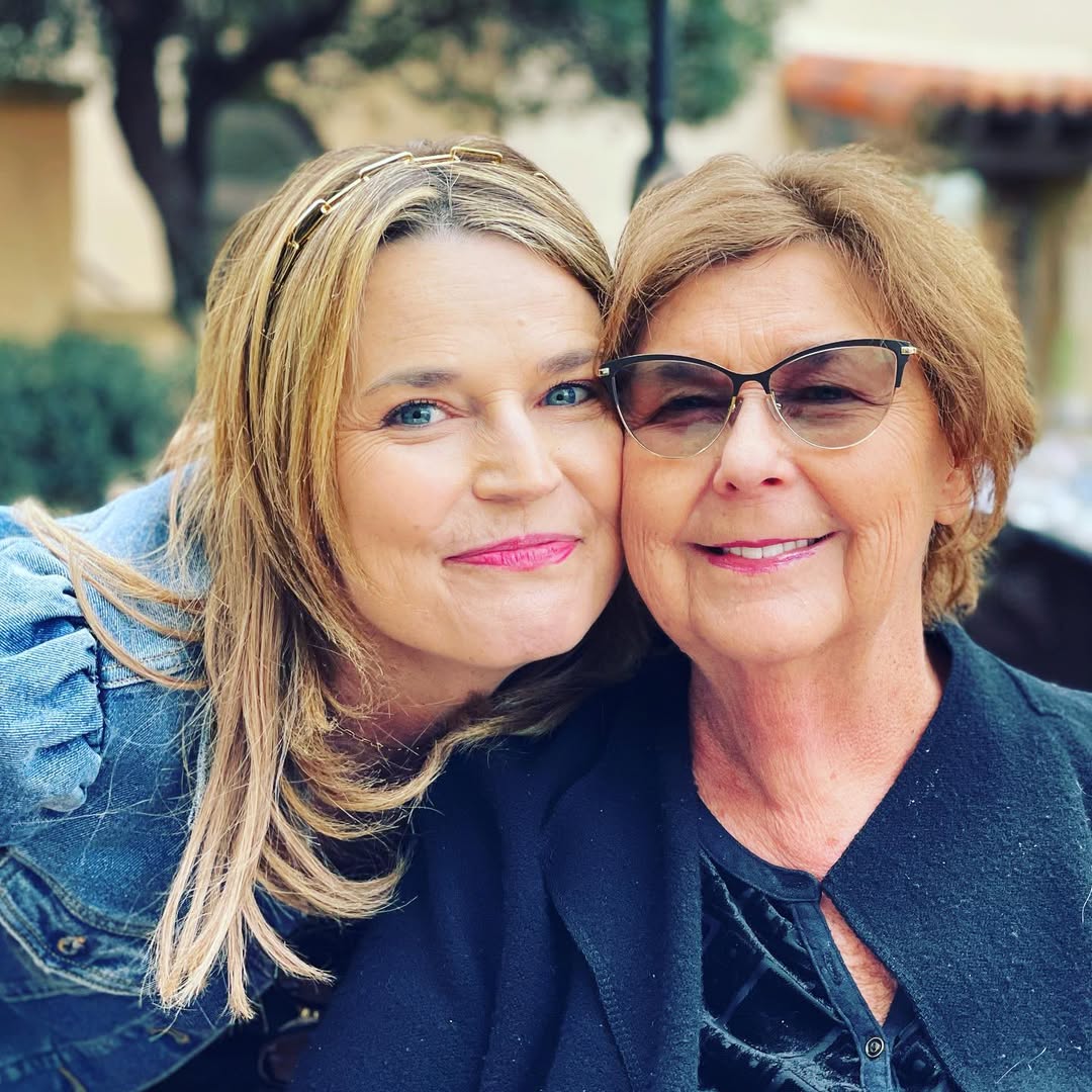 Savannah and Nancy Guthrie posing closely together outdoors, smiling warmly at the camera, from a post dated March 26, 2021. | Source: Instagram/savannahguthrie