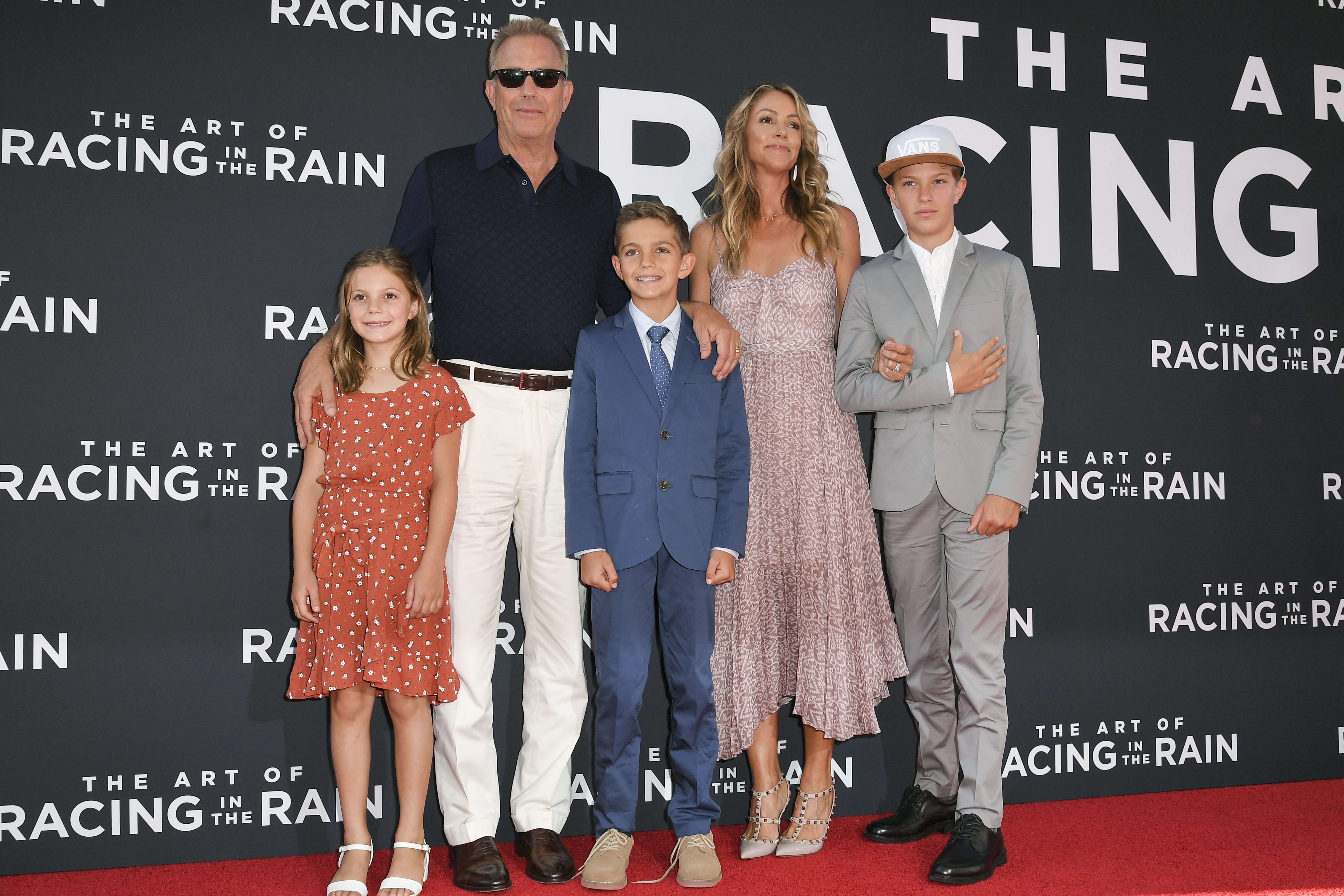 Kevin Costner, Christine Baumgartner, and their kids Grace, Cayden, and Hayes in Los Angeles, California on August 1, 2019 | Source: Getty Images