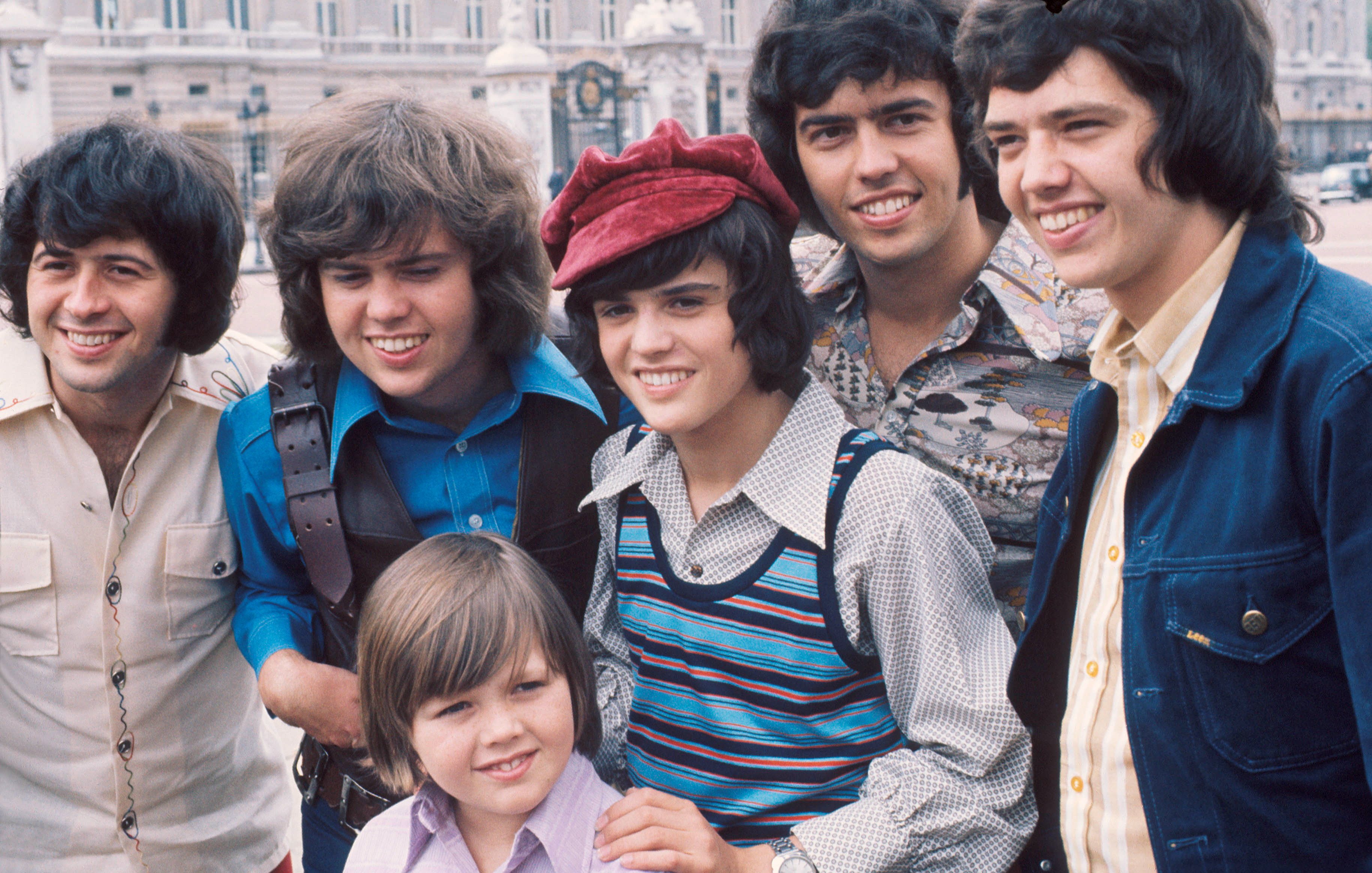 A portrait of The Osmonds in London in 1973. | Photo: Getty Images