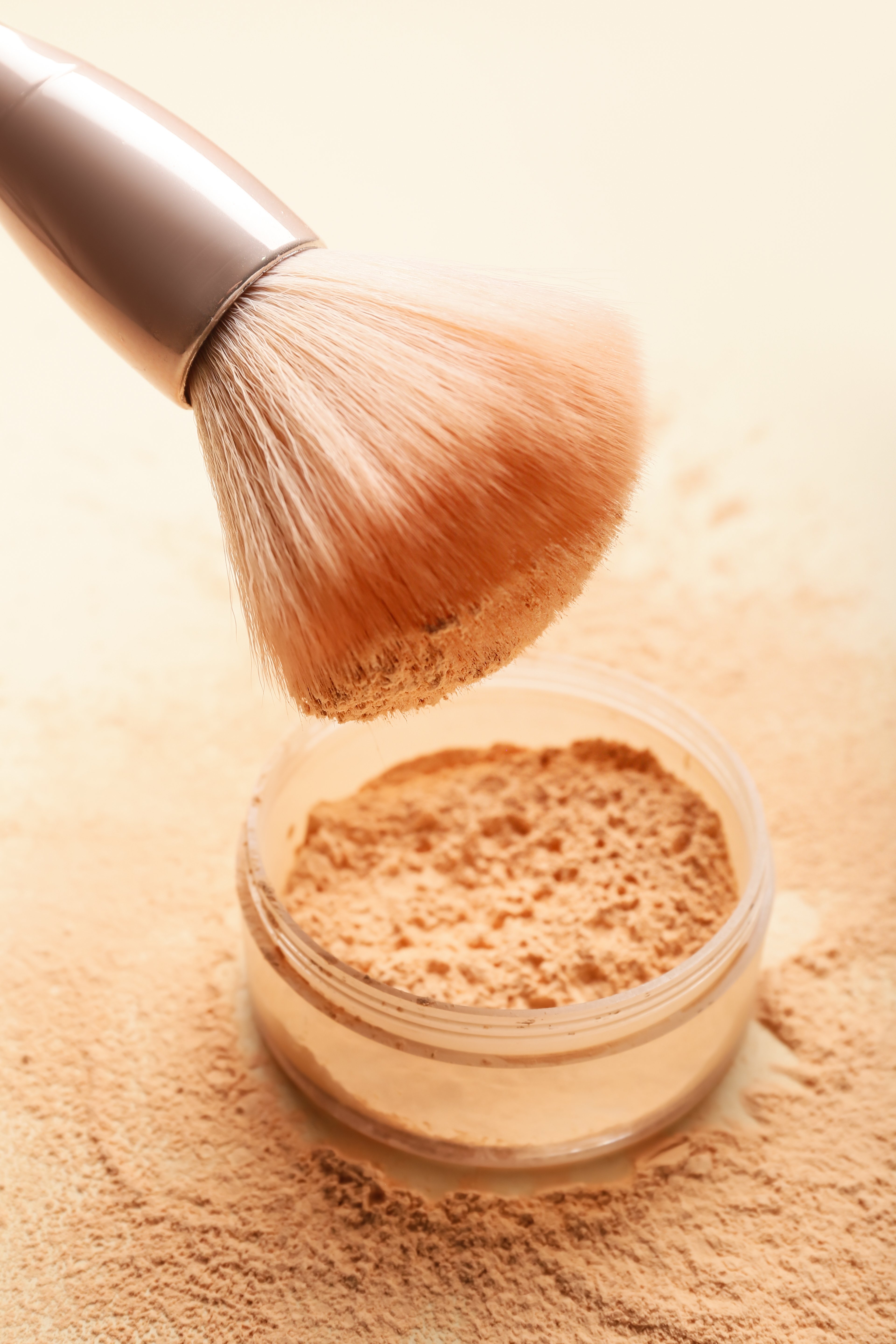 Setting Powder | Source: Shutterstock