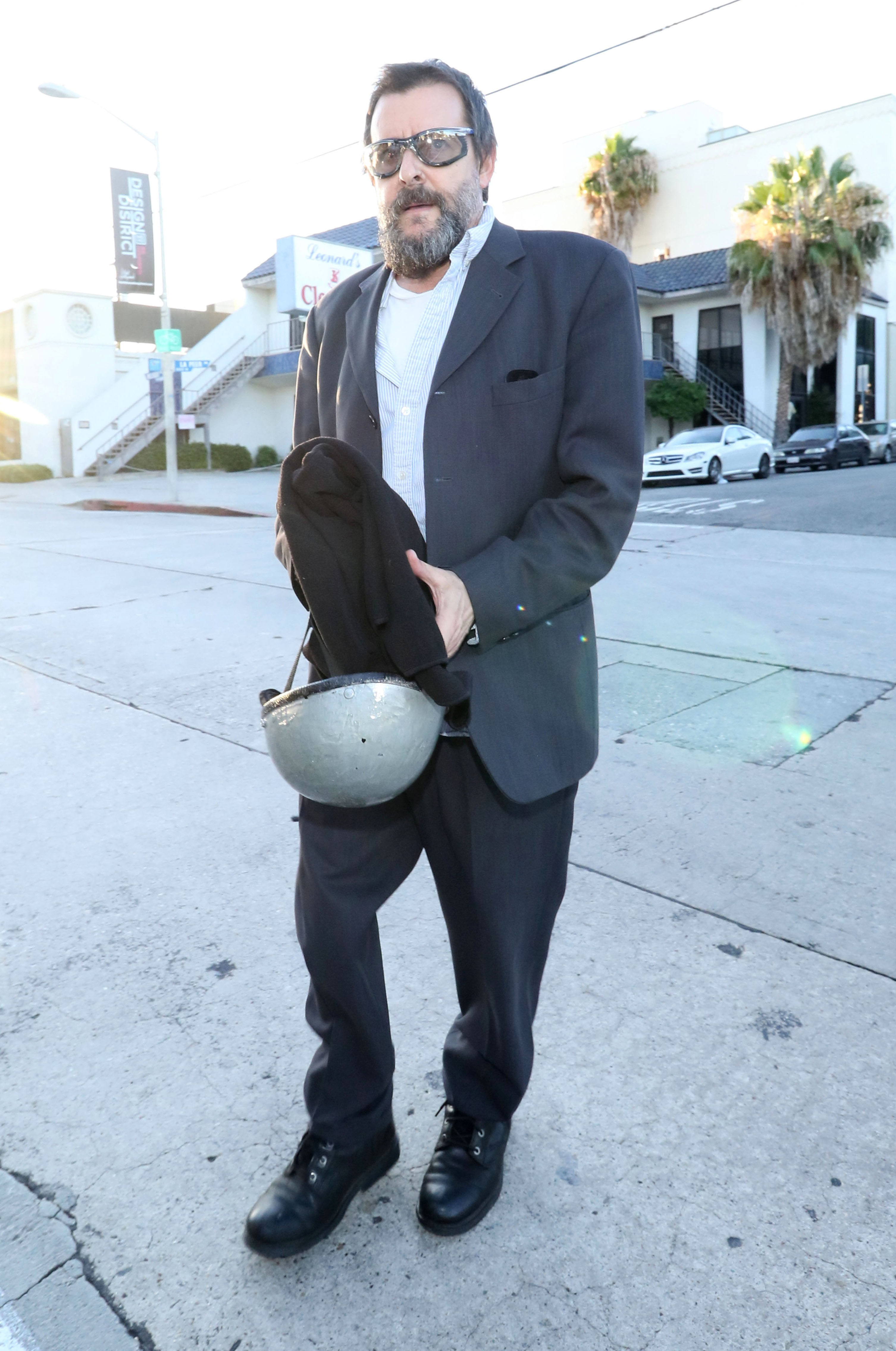 Living life entirely on his own terms, the actor has long favored an unpretentious daily routine in Los Angeles away from the public gaze. | Source: Getty Images