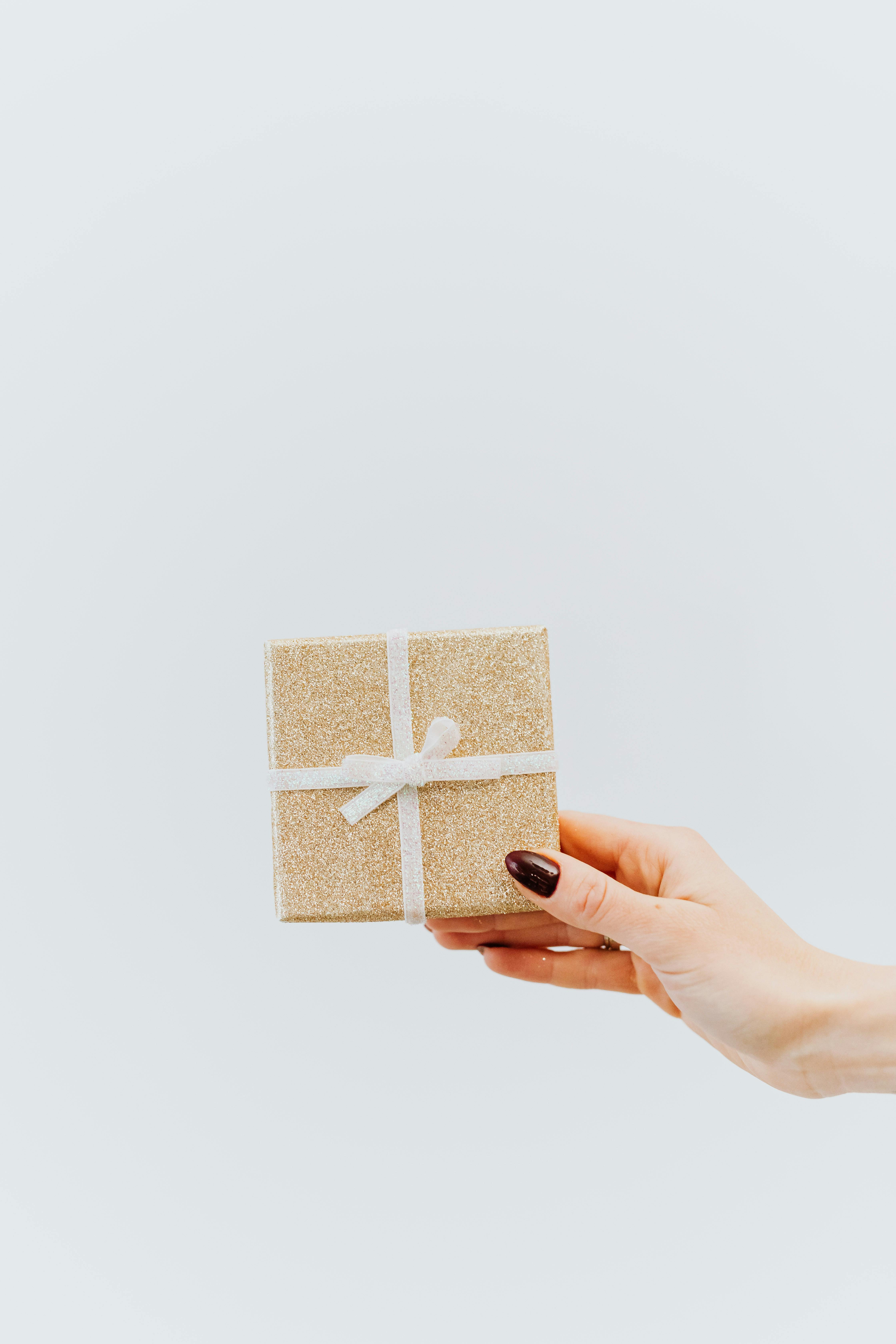 A small present box | Source: Pexels