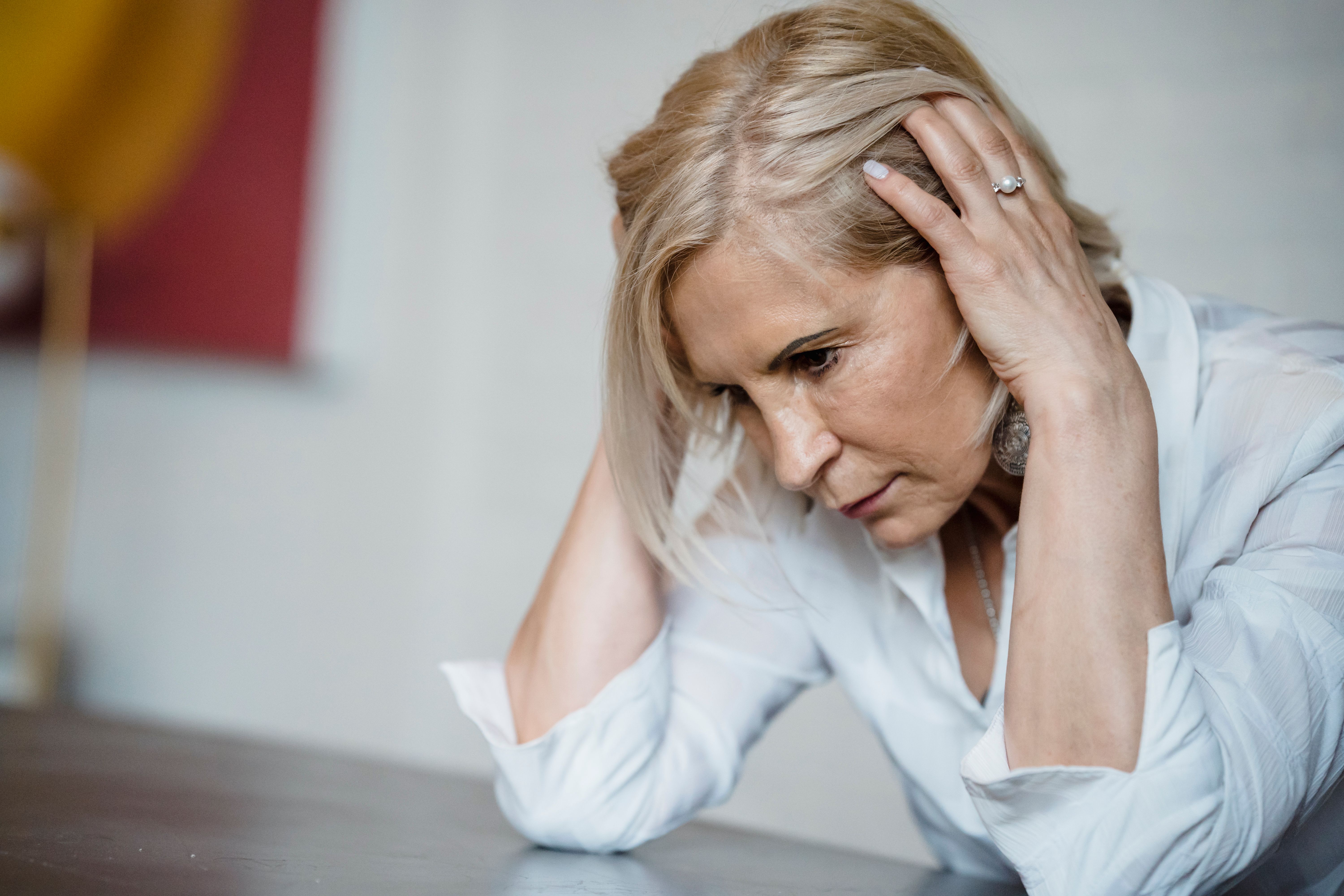 A woman undergoing stress | Source: Pexels