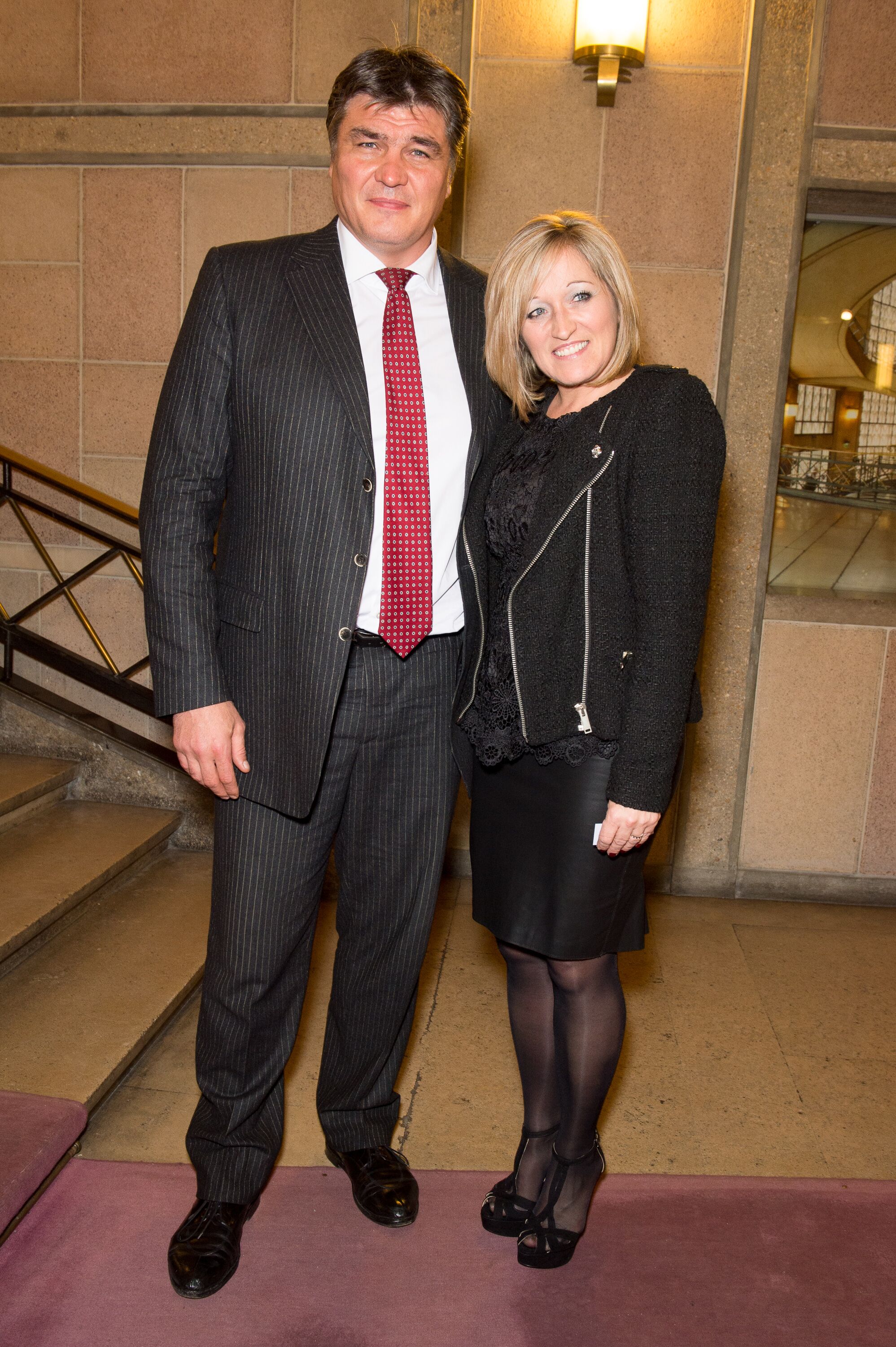 David Douillet et Valérie au Palais d'Iena. | Photo : Getty Images