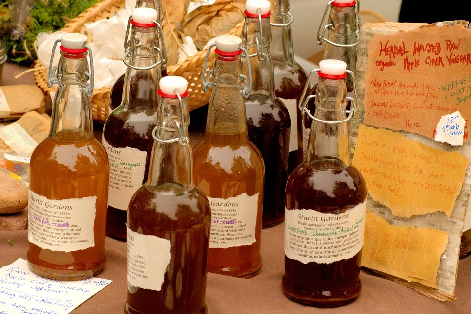 A photo of apple cider vinegar. | Photo: Pixabay