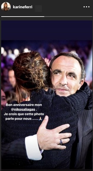 Karine Ferri embrassant Nikos Aliagas | Photo : Getty Images