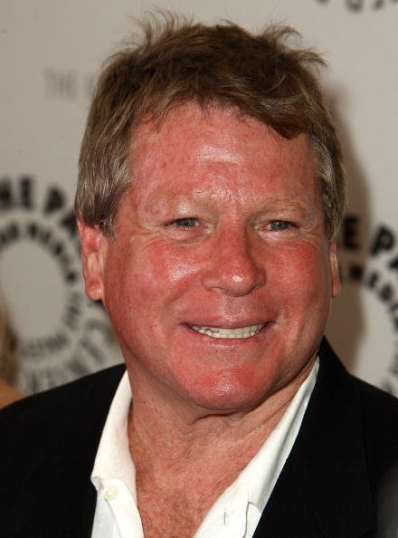 Actor Ryan O'Neal arrives at the premiere of NBC Universal's "Farrah's Story" held at The Paley Center for Media on May 13, 2009, in Beverly Hills, California. | Source: Getty Images.