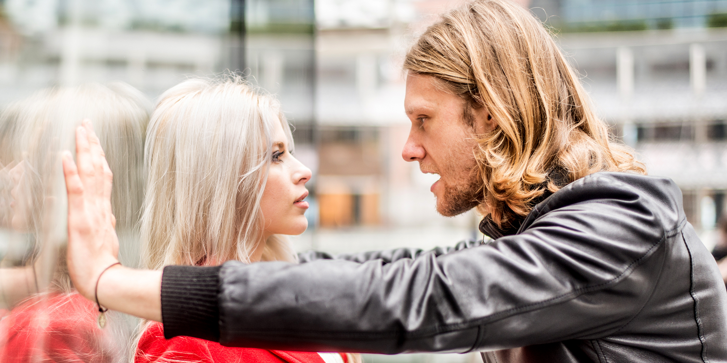 A man yelling at a woman | Source: Shutterstock