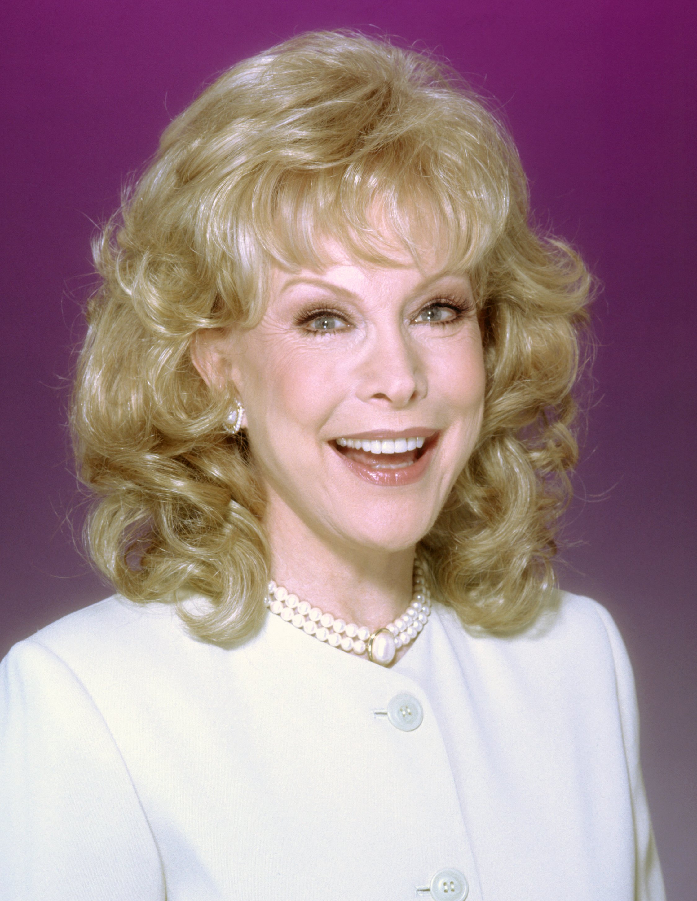 Barbara Eden poses for a portrait in 2000 in Los Angeles, California. | Source: Getty Images