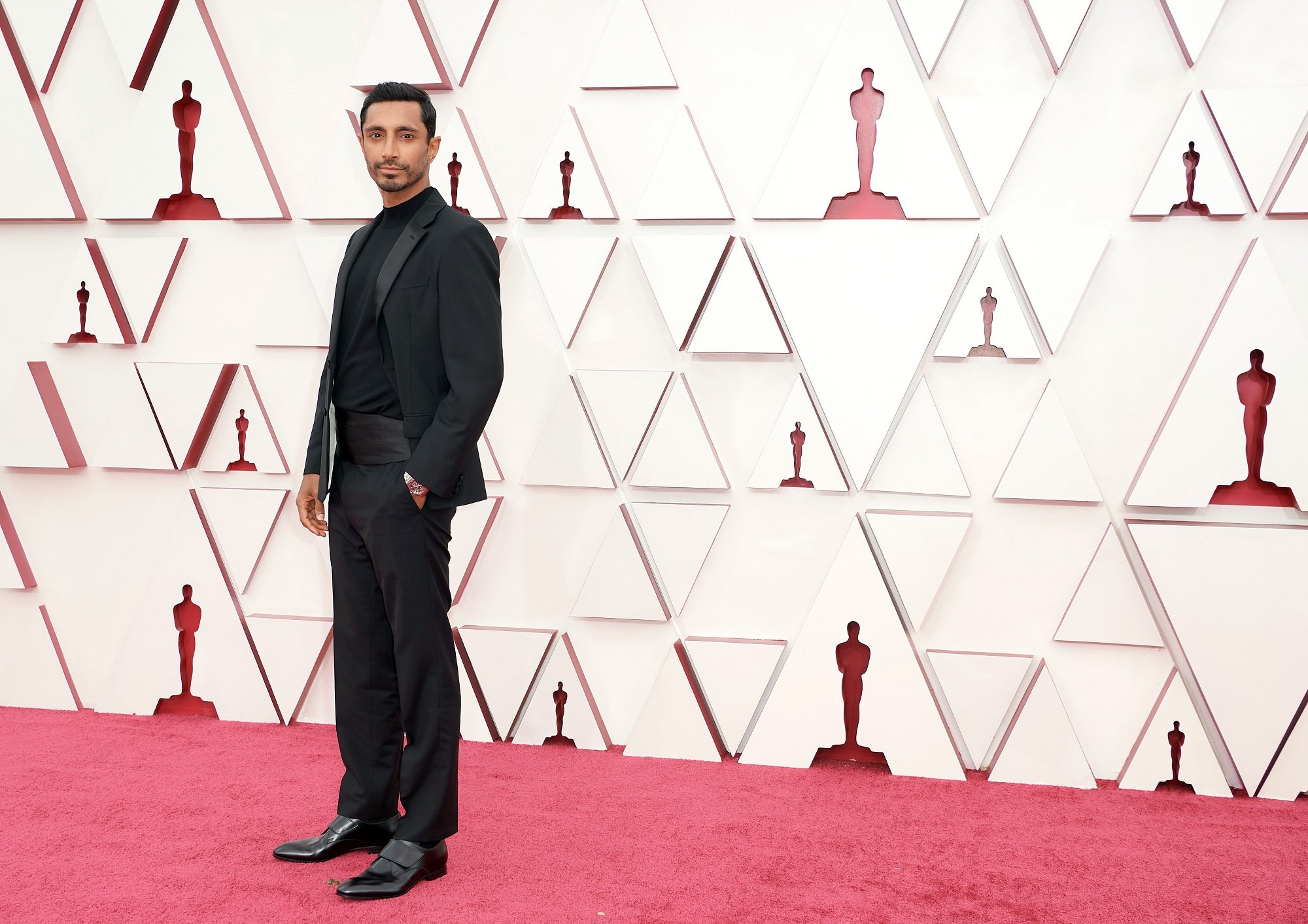 Riz Ahmed en los Premios Oscar 2021 en Los Ángeles. | Foto: Getty Images