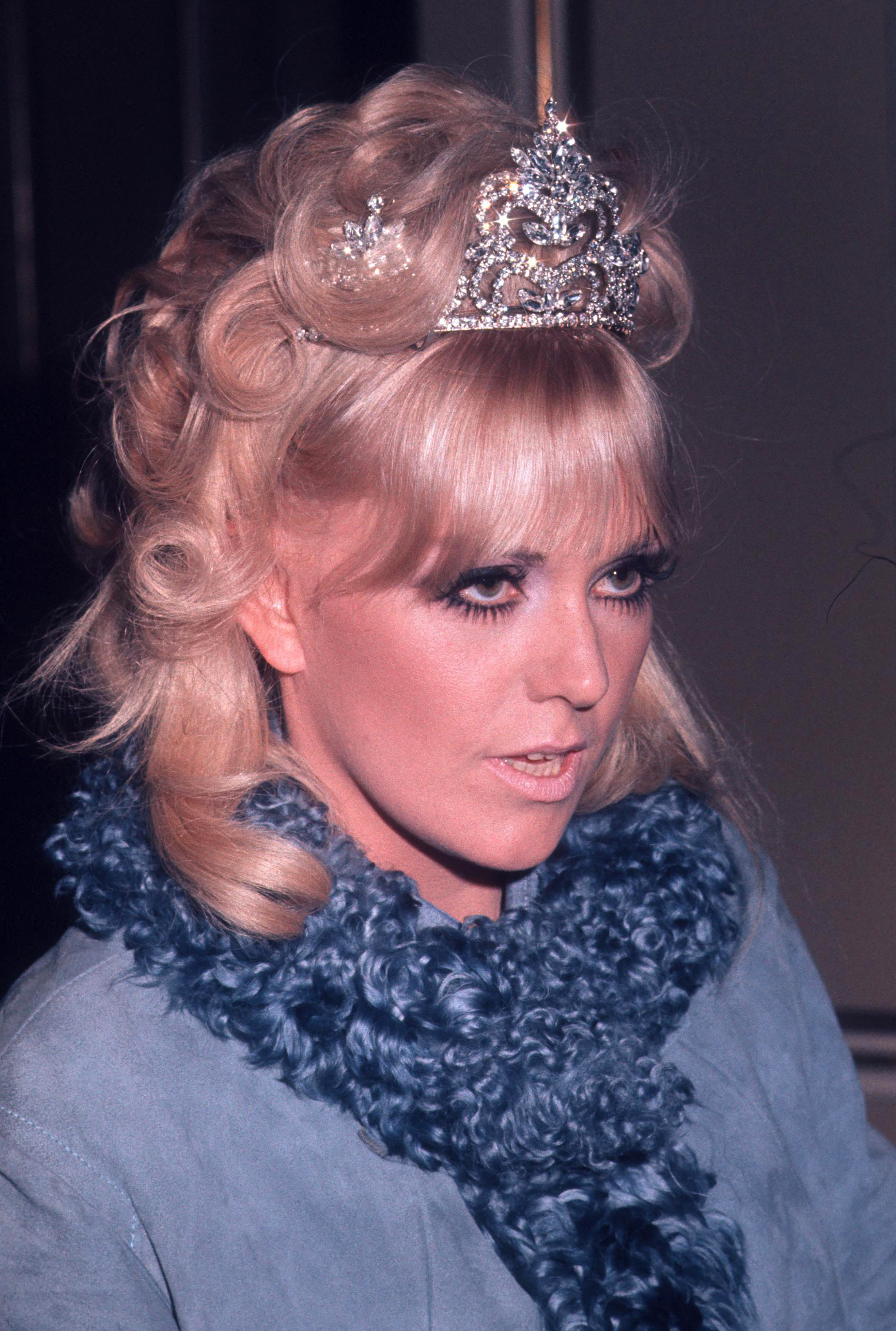 Kim Novak, seen on location filming "Third Girl From The Left," on 47th Street in New York, on January 25, 1973. | Source: Getty Images