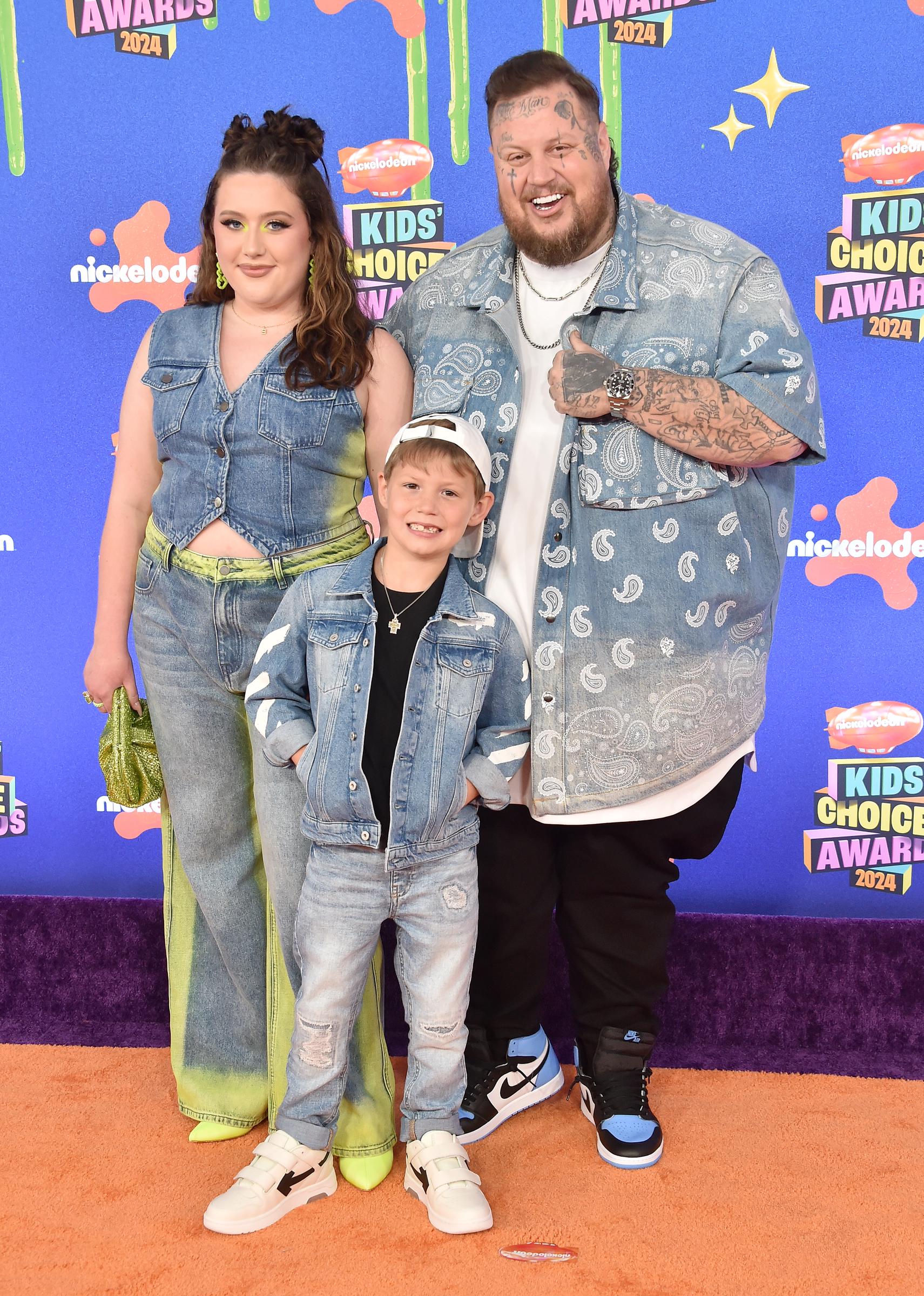 Bailee Ann, Jelly Roll, and Noah "Buddy" DeFord at the +Nickelodeon's Kids' Choice Awards on July 13, 2024, in Santa Monica, California | Source: Getty Images