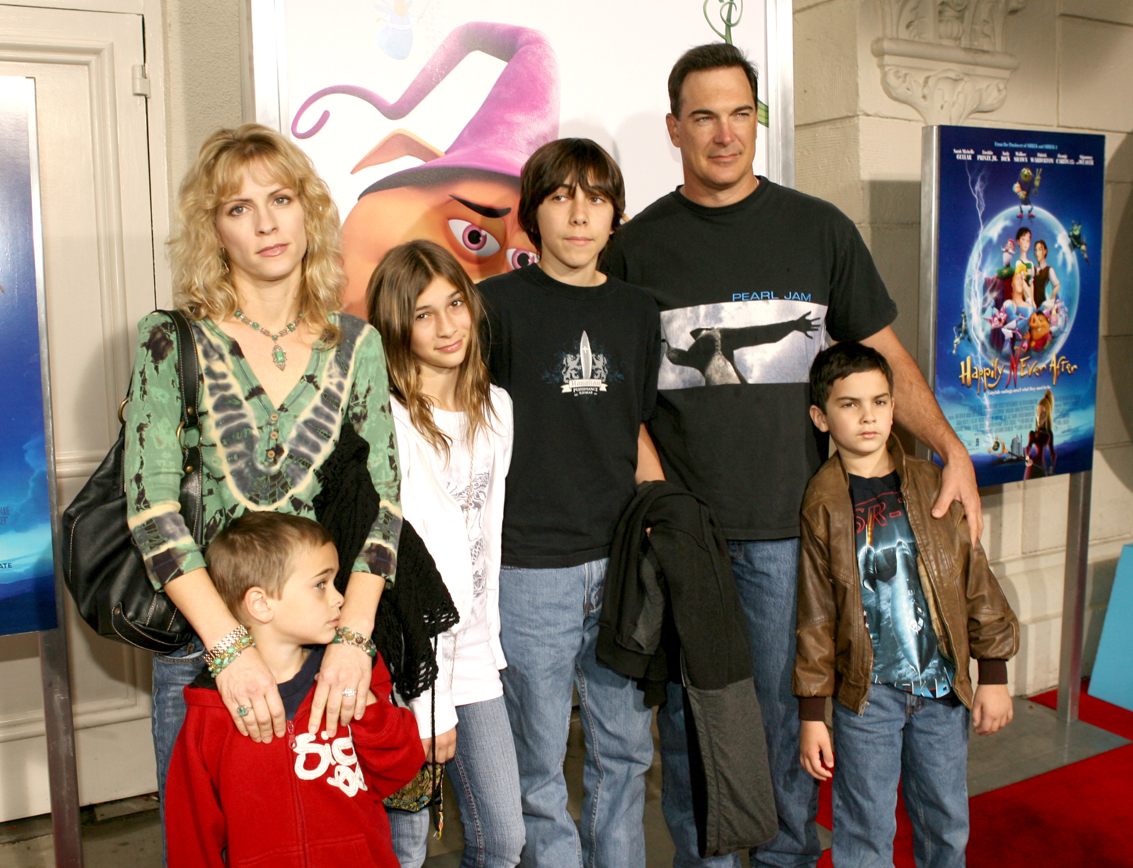Actor Patrick Warburton and his wife and kids during "Happily Never After" Los Angeles Premiere at The Mann Festival Theater on December 16, 2006 in Westwood, California | Source: Getty Images