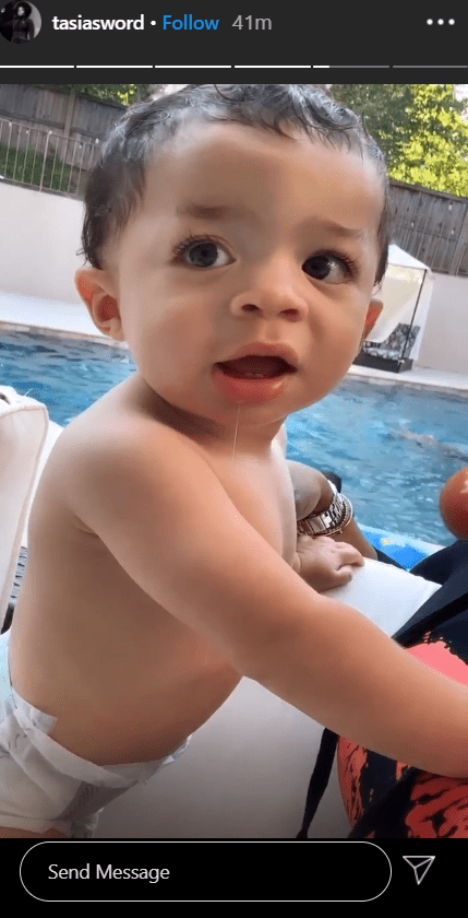Fantasia Barrino's grandson, Kyan, having fun in the pool. | Photo: Instagram/@tasiasword