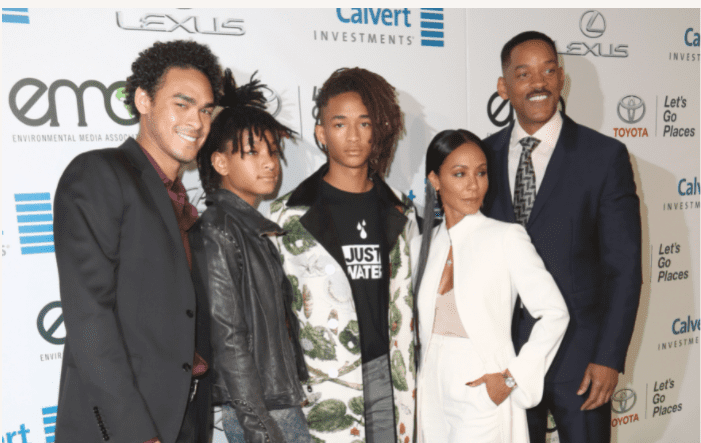  Actors Trey Smith and Jaden Smith and Jada Pinkett Smith, singer Willow Smith and actor Will Smith attend the Environmental Media Association 26th Annual EMA Awards at Warner Bros. Studios on October 22, 2016 in Burbank, California. | Source: Getty Images