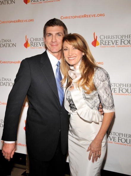 Joe Lando and Jane Seymour attend the 4th Annual Los Angeles Gala on December 2, 2008 in Beverly Hills, California. | Photo: Getty Images