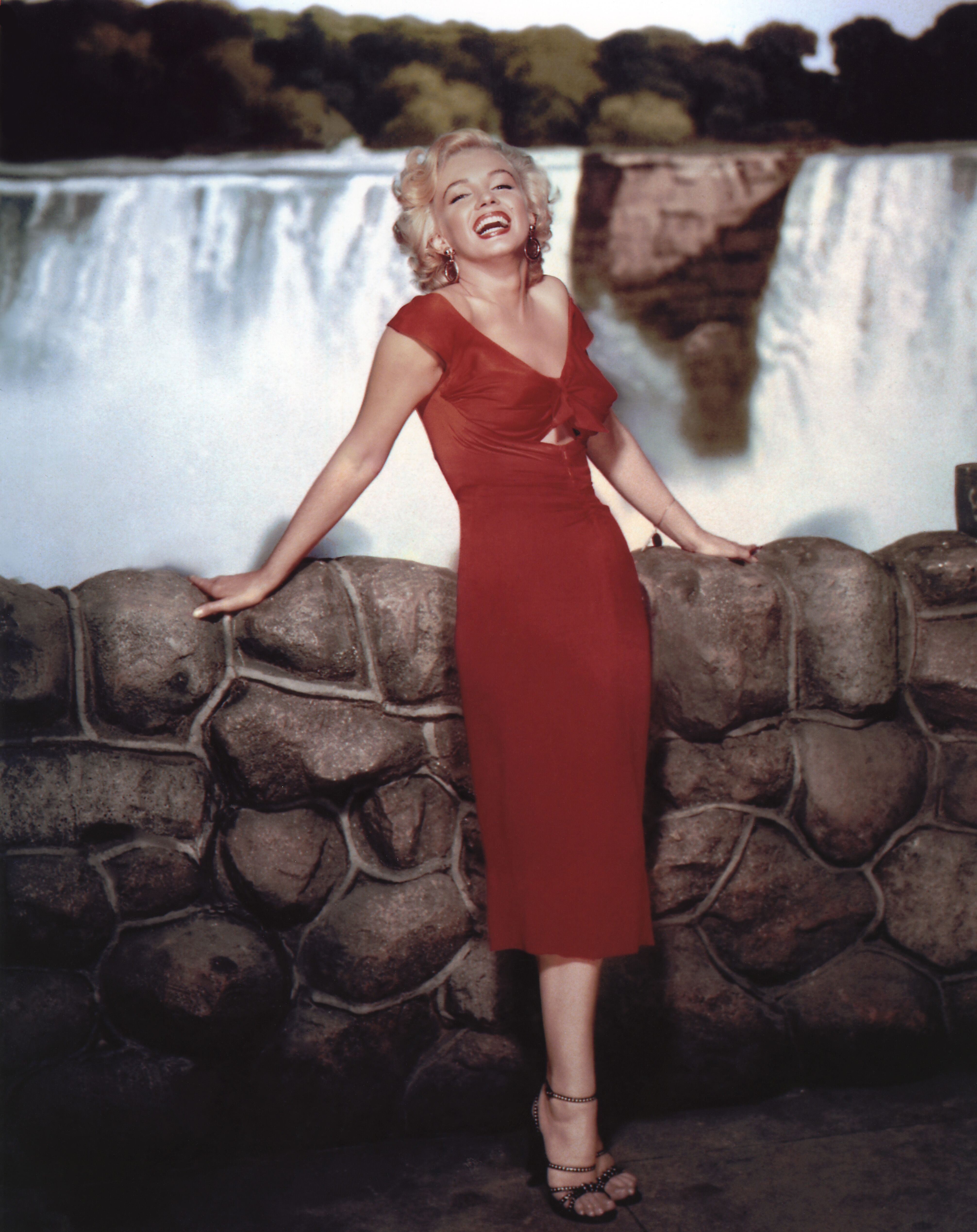  Marilyn Monroe on the set of the 1953 film, "Niagara" | Source: Getty Images