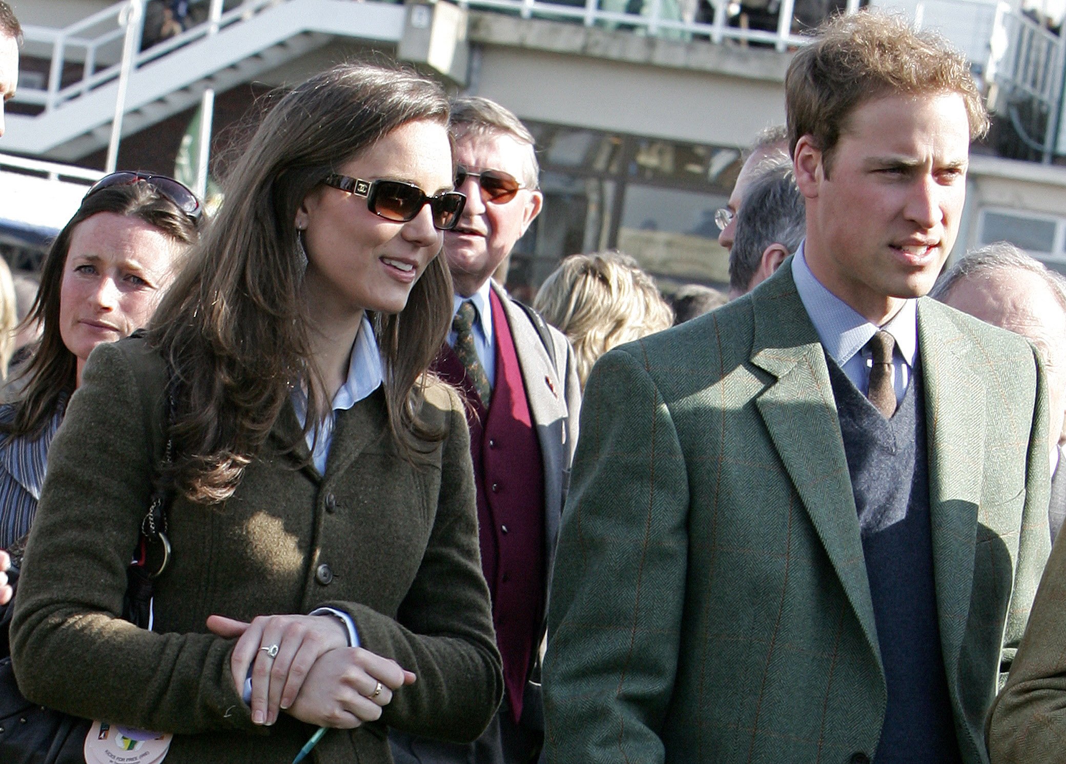Kate Middleton and Prince William in the paddock enclosure on the first day of the Cheltenham Race Festival in Gloucestershire on March 13, 2007. | Source: Getty Images
