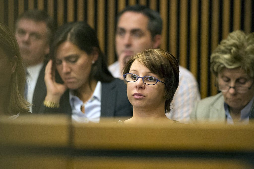 Michelle Knight during the sentencing of her kidnapper Ariel Castro in 2013 in Cleveland, Ohio | Source: Getty Images