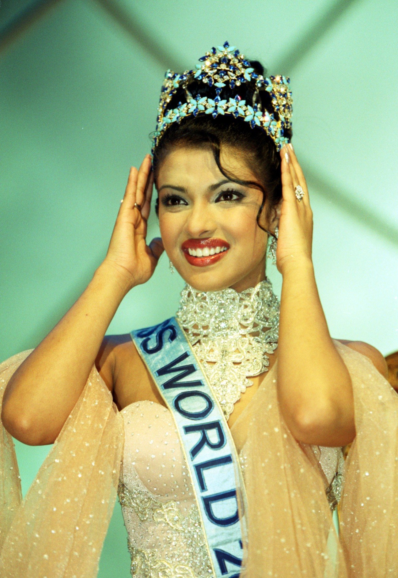 Priyanka Chopra during her crowning moment in Miss World 2002. | Photo: Getty Images