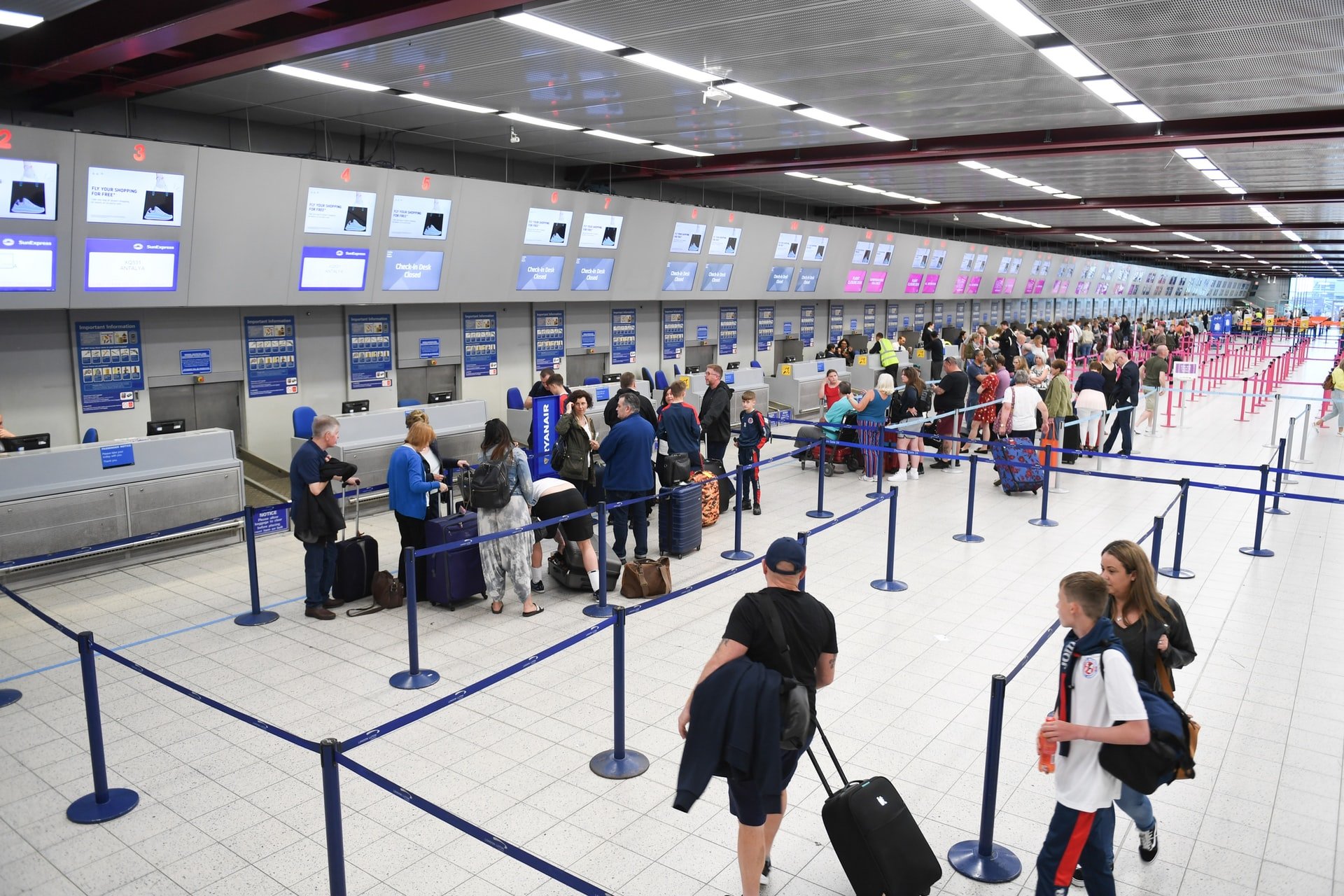 There was an airport-wide announcement through the intercom, but Kyle's parents were nowhere to be found. | Source: Unsplash