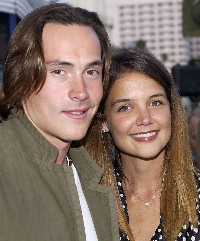   Chris Klein ve Katie Holmes sırasında "Matrix Yeniden Yüklendi" Westwood, California, Amerika Birleşik Devletleri'ndeki Mann Village Theatre'da prömiyer.  |  Kaynak: Getty Images