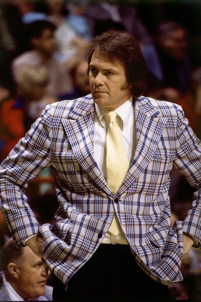 Tom Heinsohn during an NBA game circa 1970-1978 at the Boston Garden in Boston, Massachusetts | Photo: Getty Images