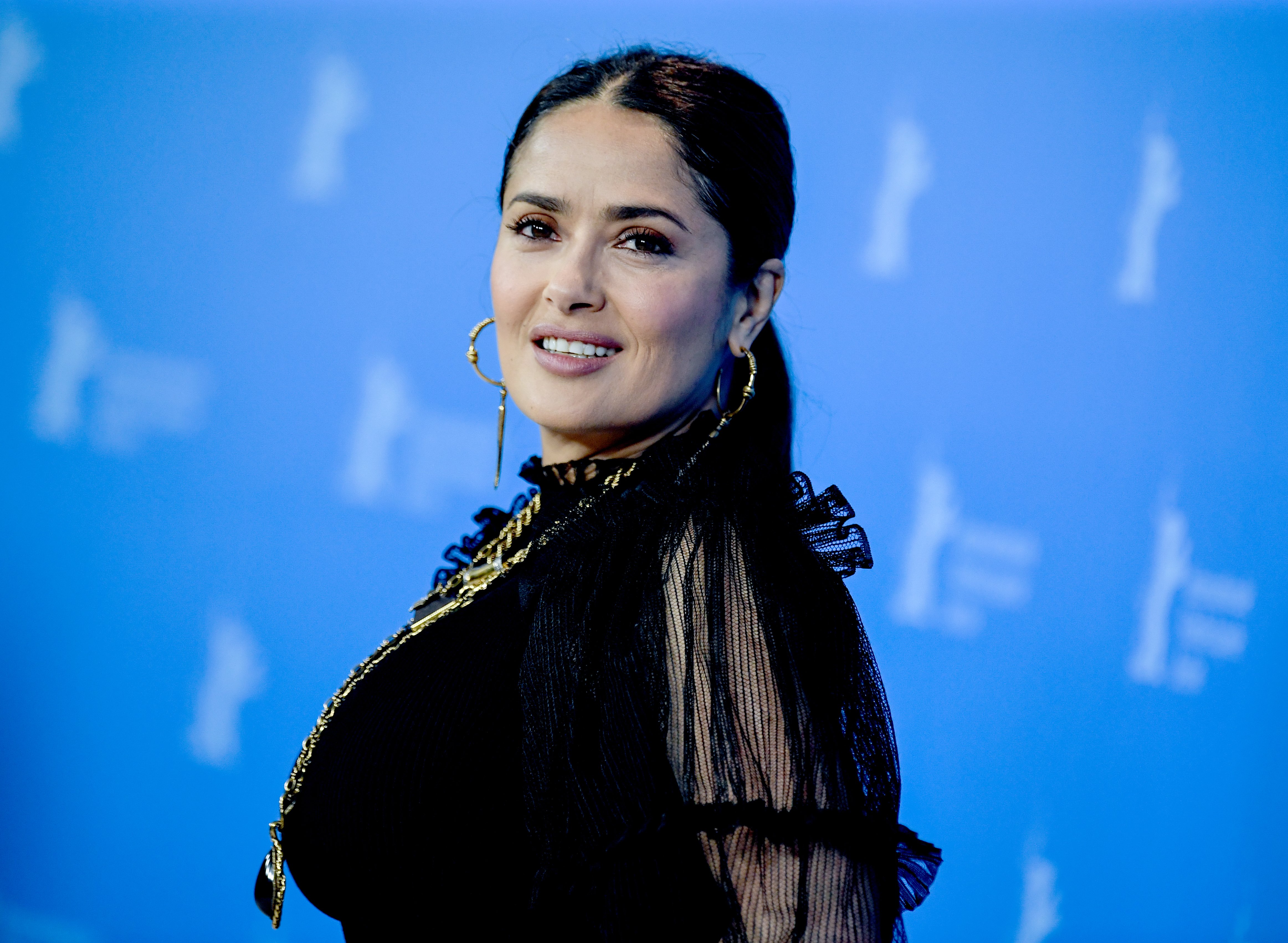 Salma Hayek attends a photocall in Berlin on February 26, 2020. | Source: Getty Images.