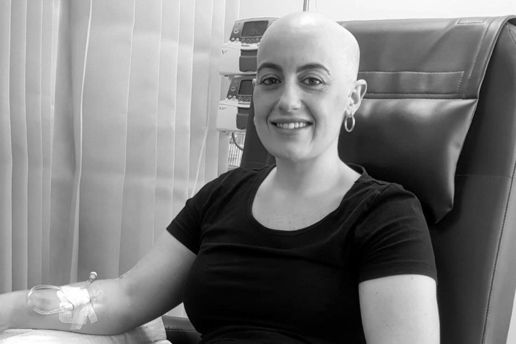 Alisha perdió el pelo por la quimioterapia. | Foto: Gofundme Alisha perdió el pelo por la quimioterapia. | Foto: Gofundme