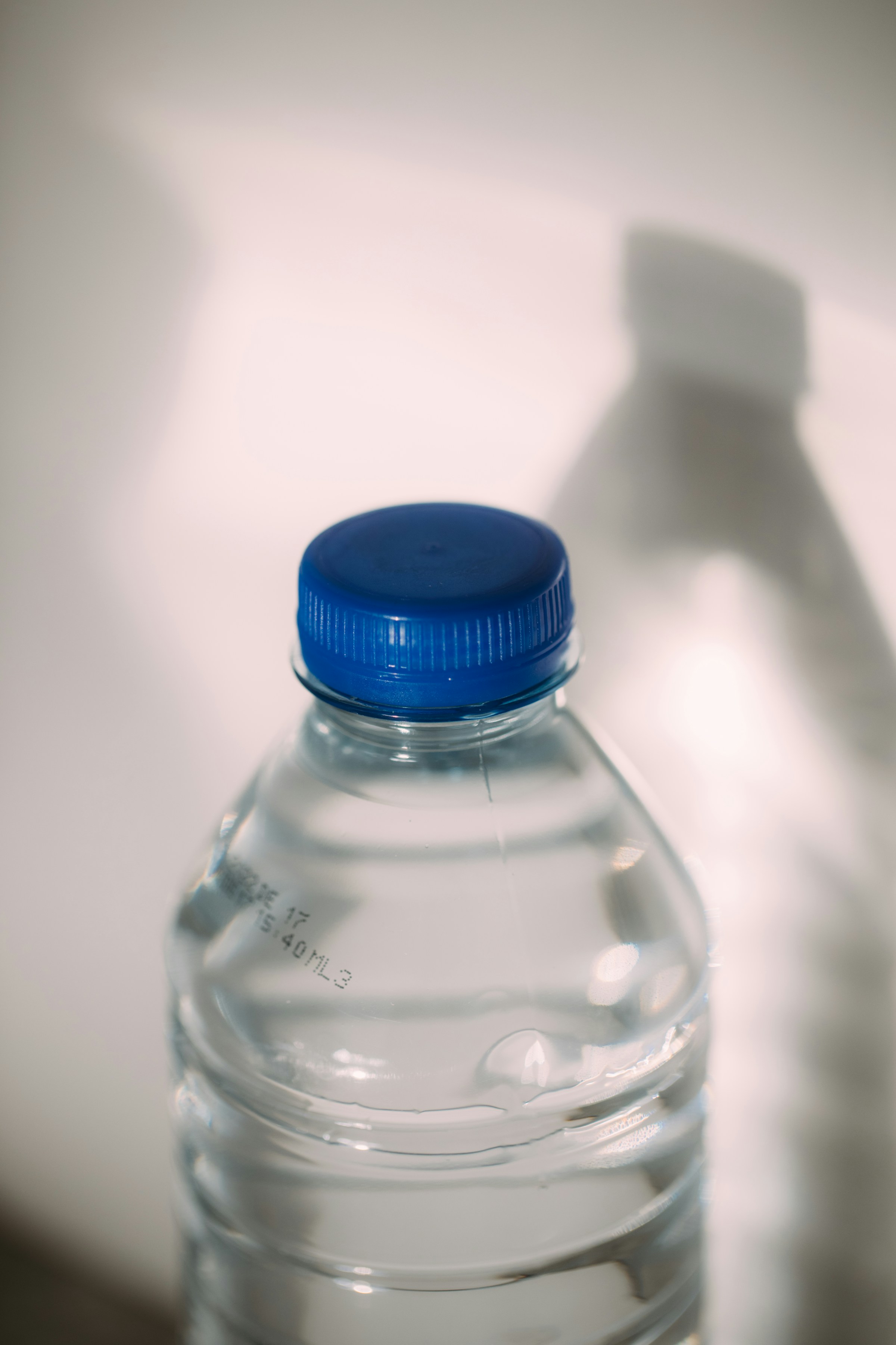 A close-up shot of a water bottle | Source: Unsplash